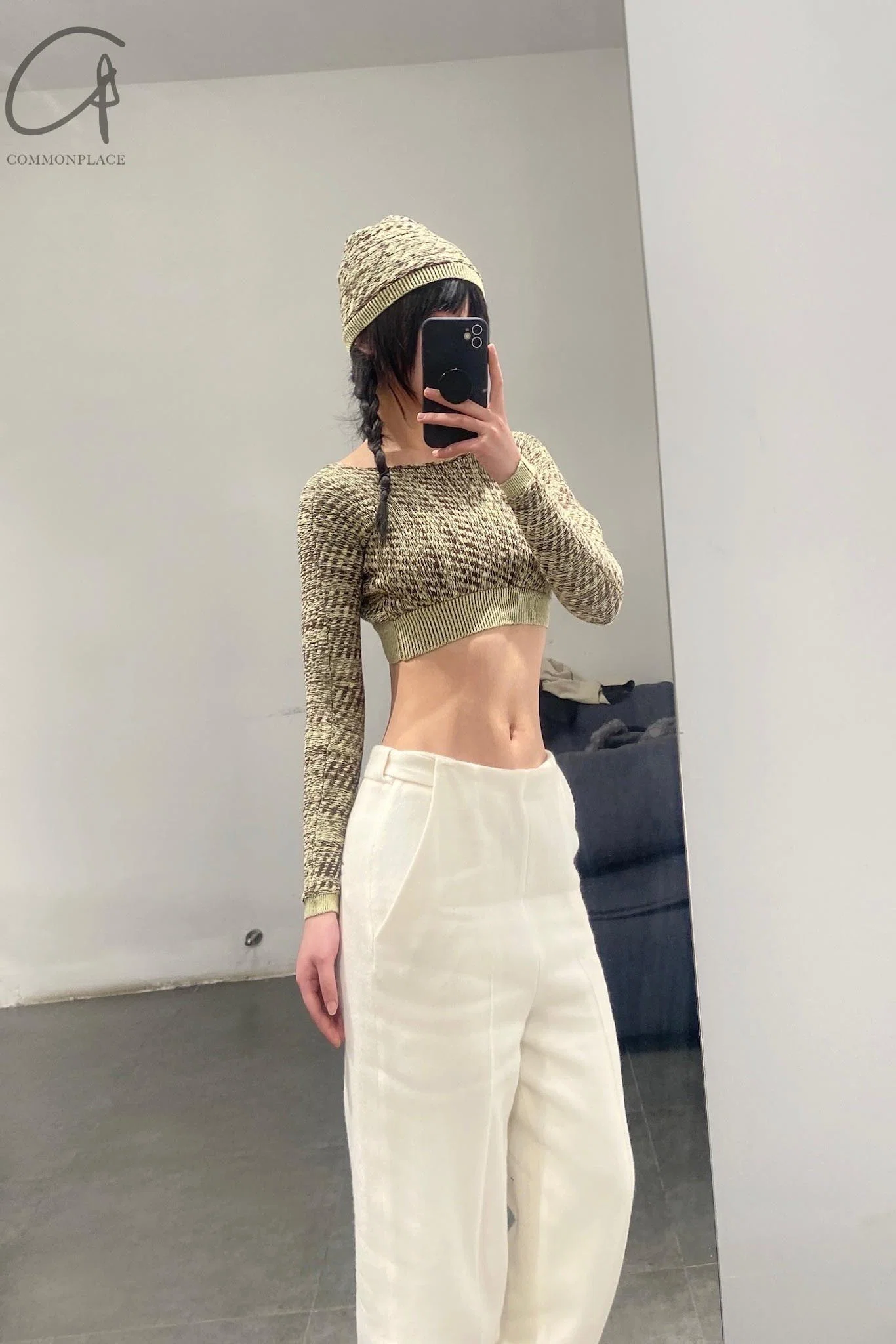 ISA BOULDER Sweater with Warm Scarf AW21SW03 - Image 13