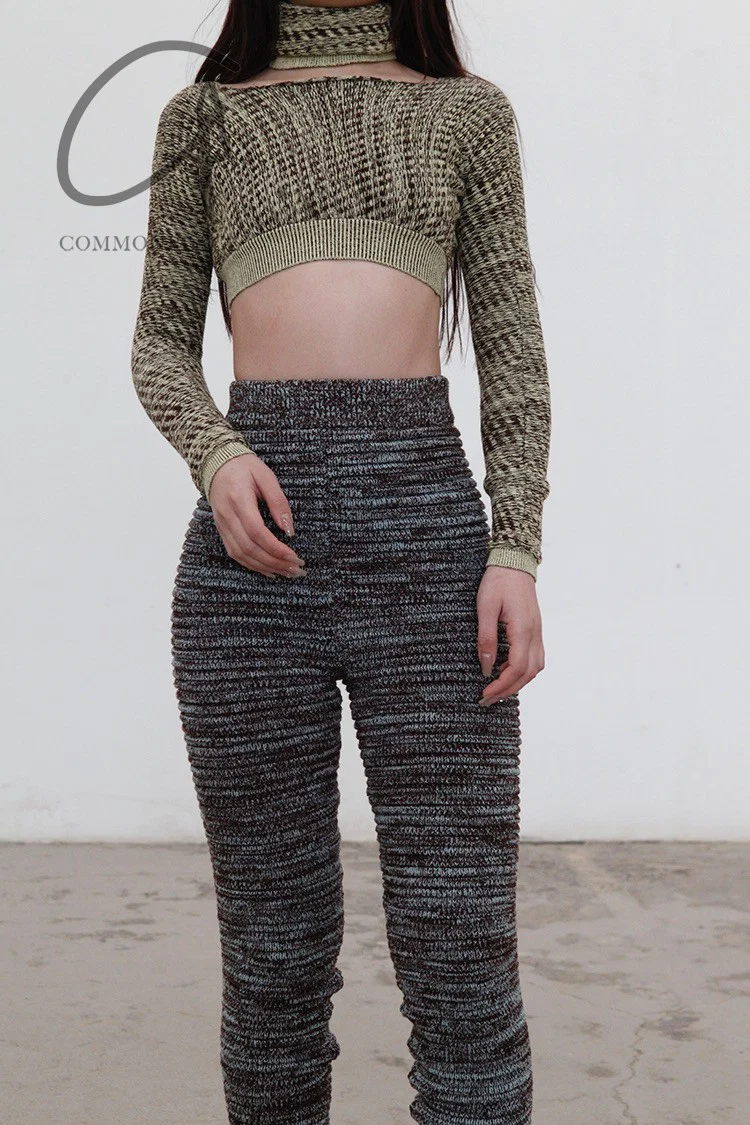 ISA BOULDER Sweater with Warm Scarf AW21SW03 - Image 5