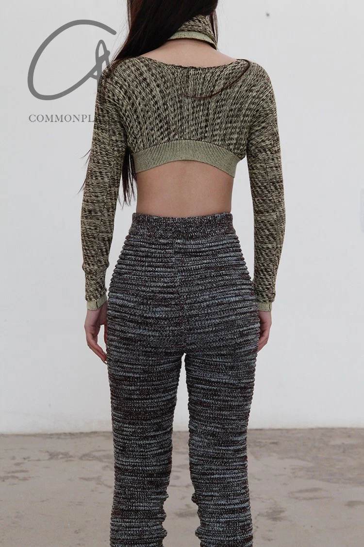 ISA BOULDER Sweater with Warm Scarf AW21SW03 - Image 9