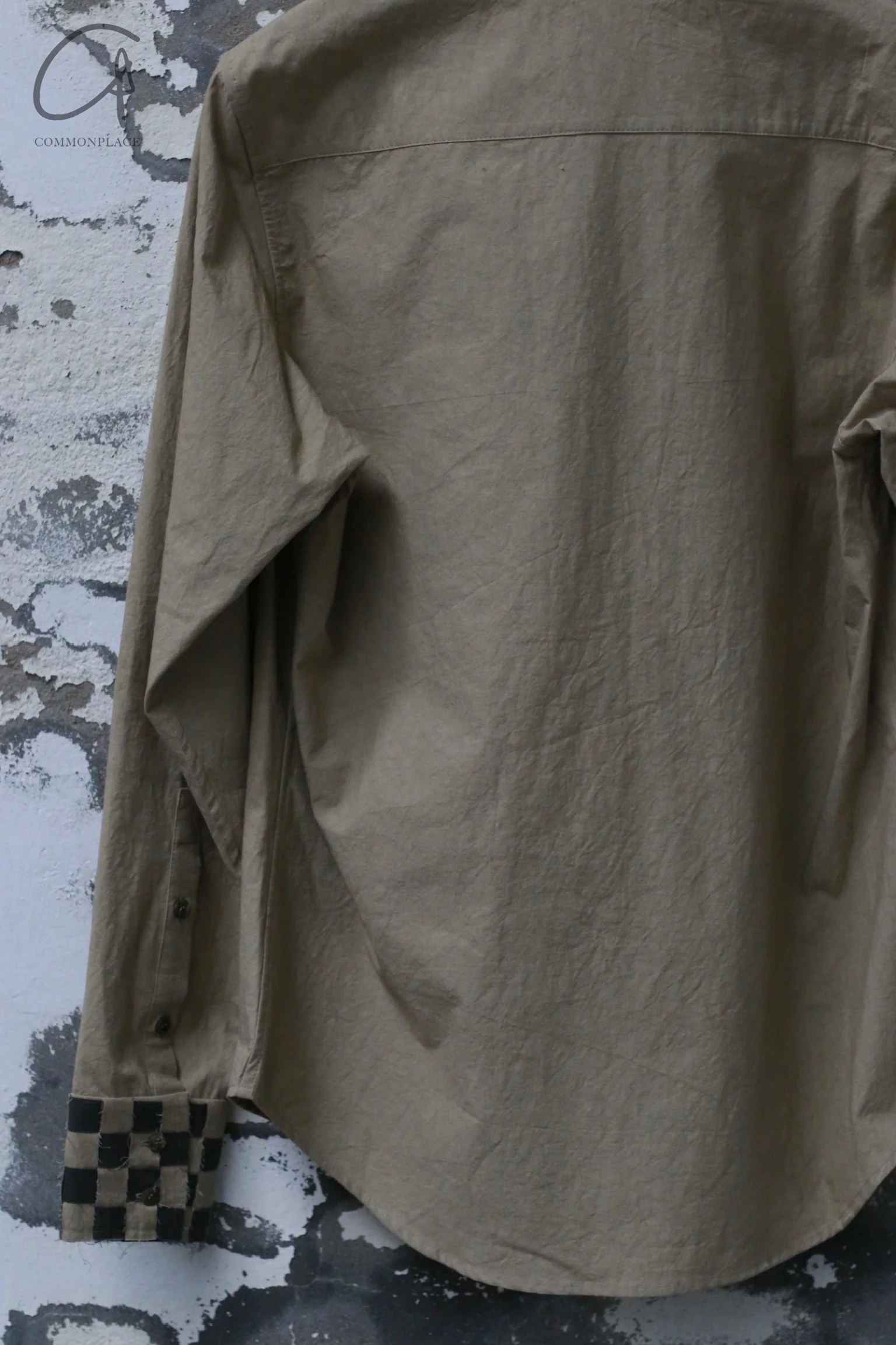 K`ANG 24 Autumn and Winter Unisex Hand-knitted Cuff Oversized Shirt KANG-MW/SHR-004-INT-SHASHENHUI Sand/Dark Gray - Image 7