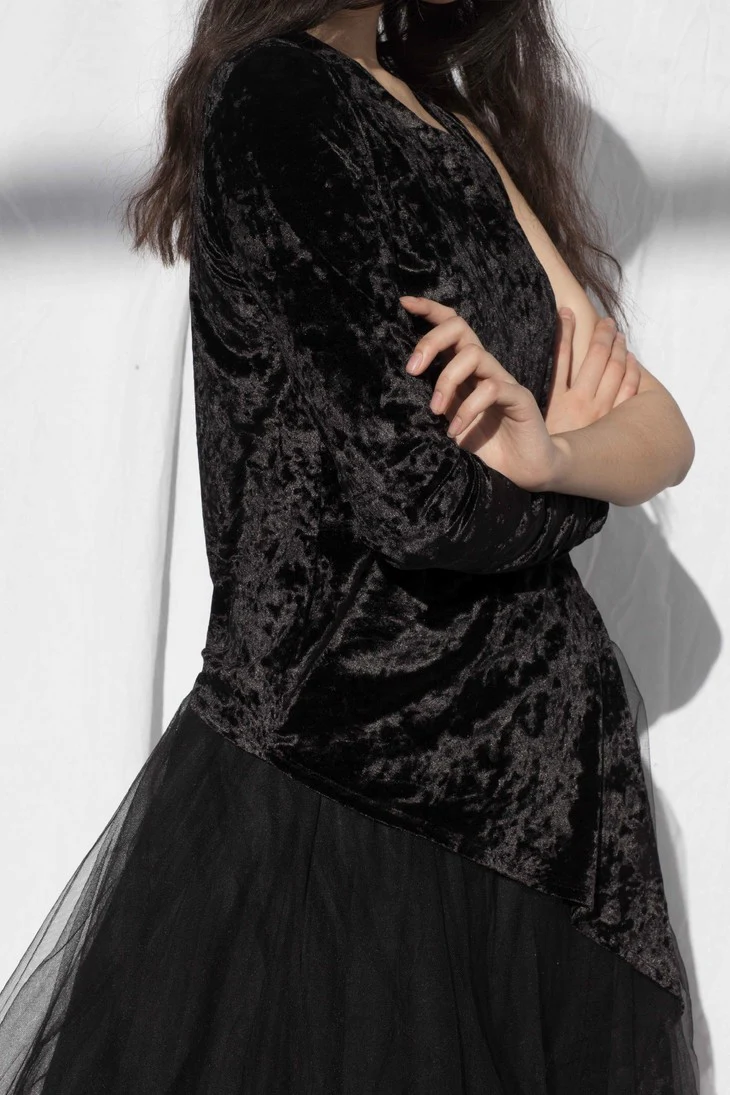 keta gutmene (asymmetric top) KG-AW17-131 - Image 4