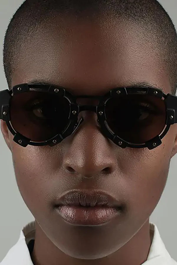 kuboraum sunglasses V1 40-28 BM 2gray - Image 7