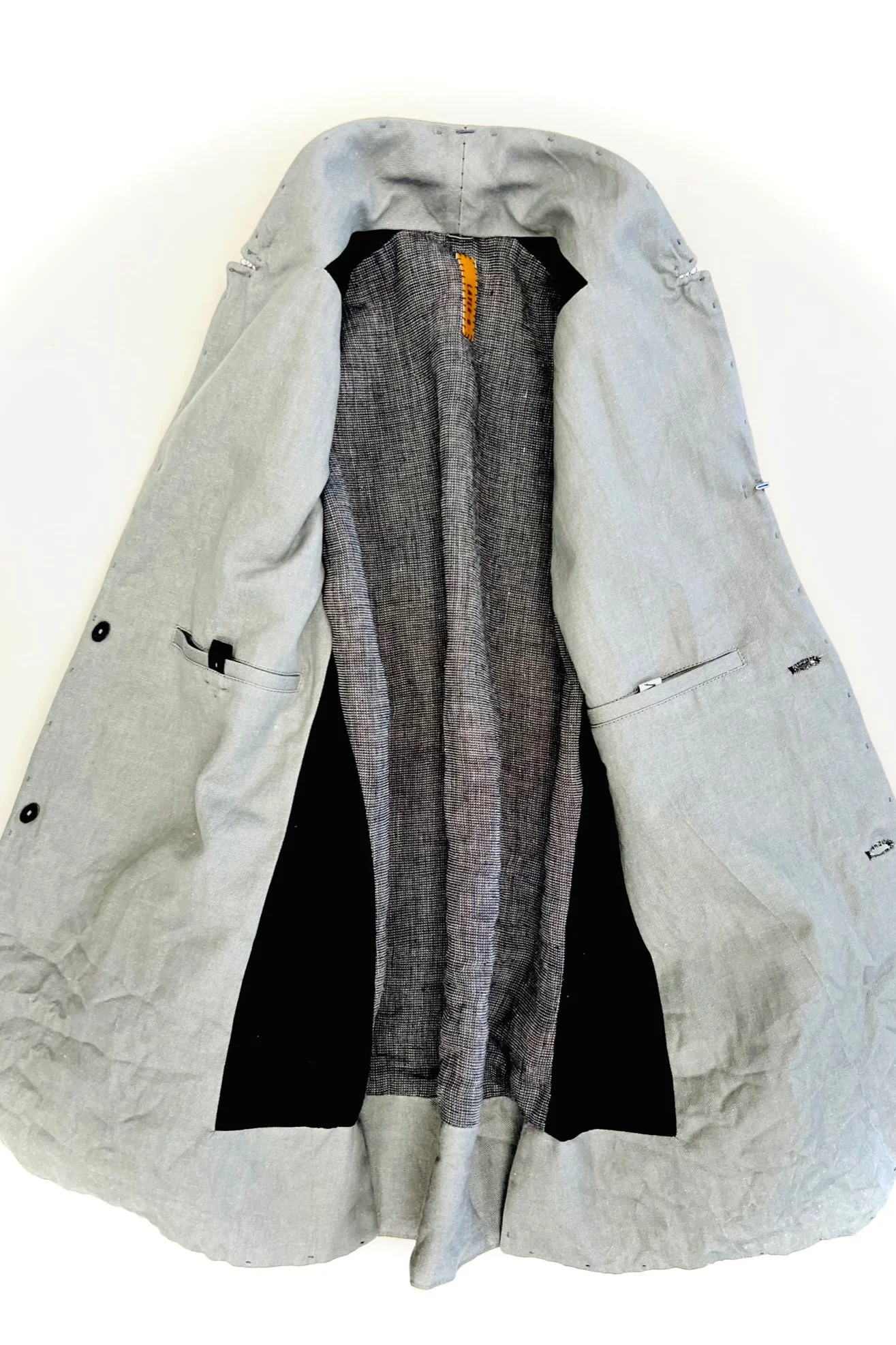 LAYER-0 2 button suit LO-S22-3-5-HUI - Image 7