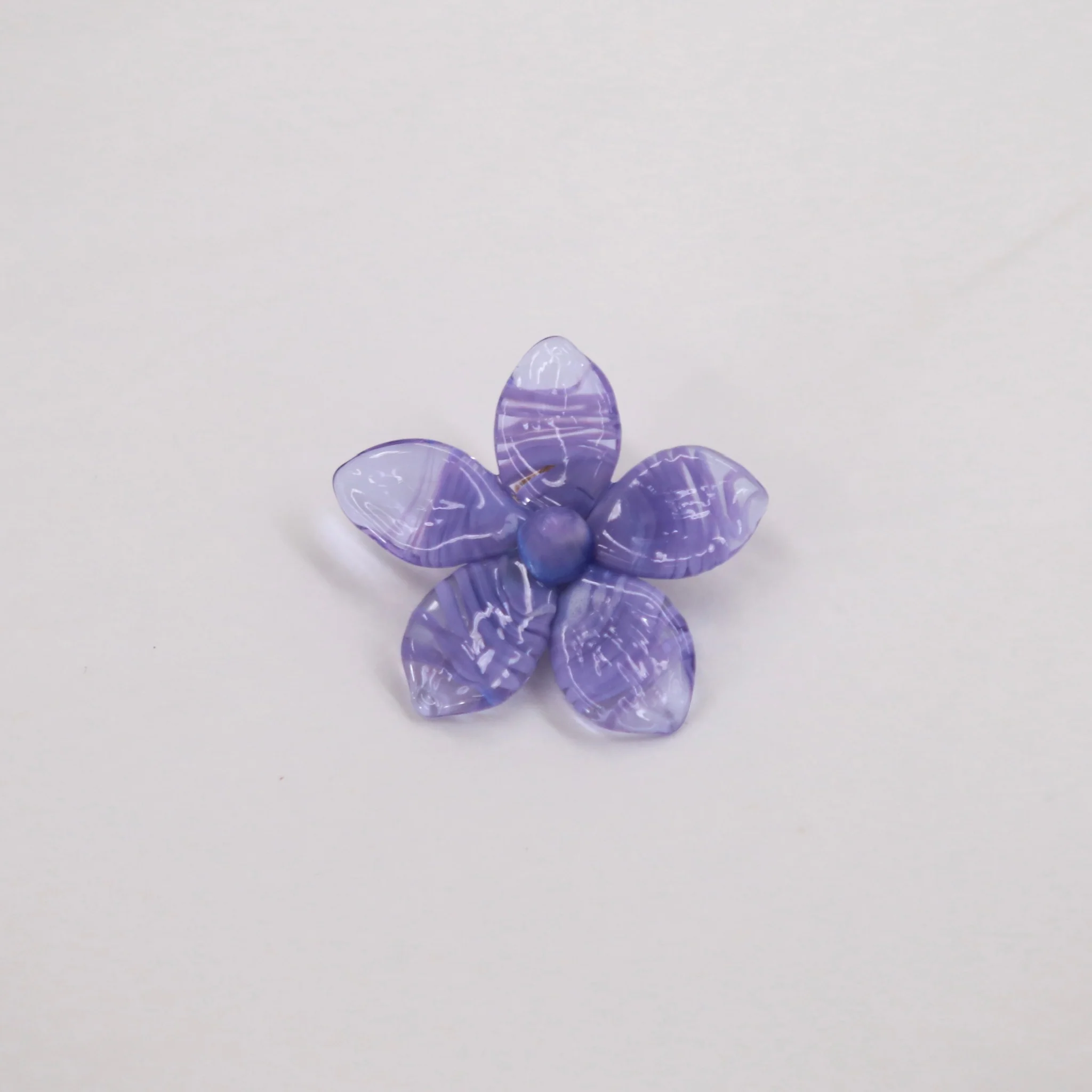 LEVENS 25 Spring/Summer Hibiscus Single Earring LVS-SS2501HIBE-LIL-LILAC Purple - Image 4