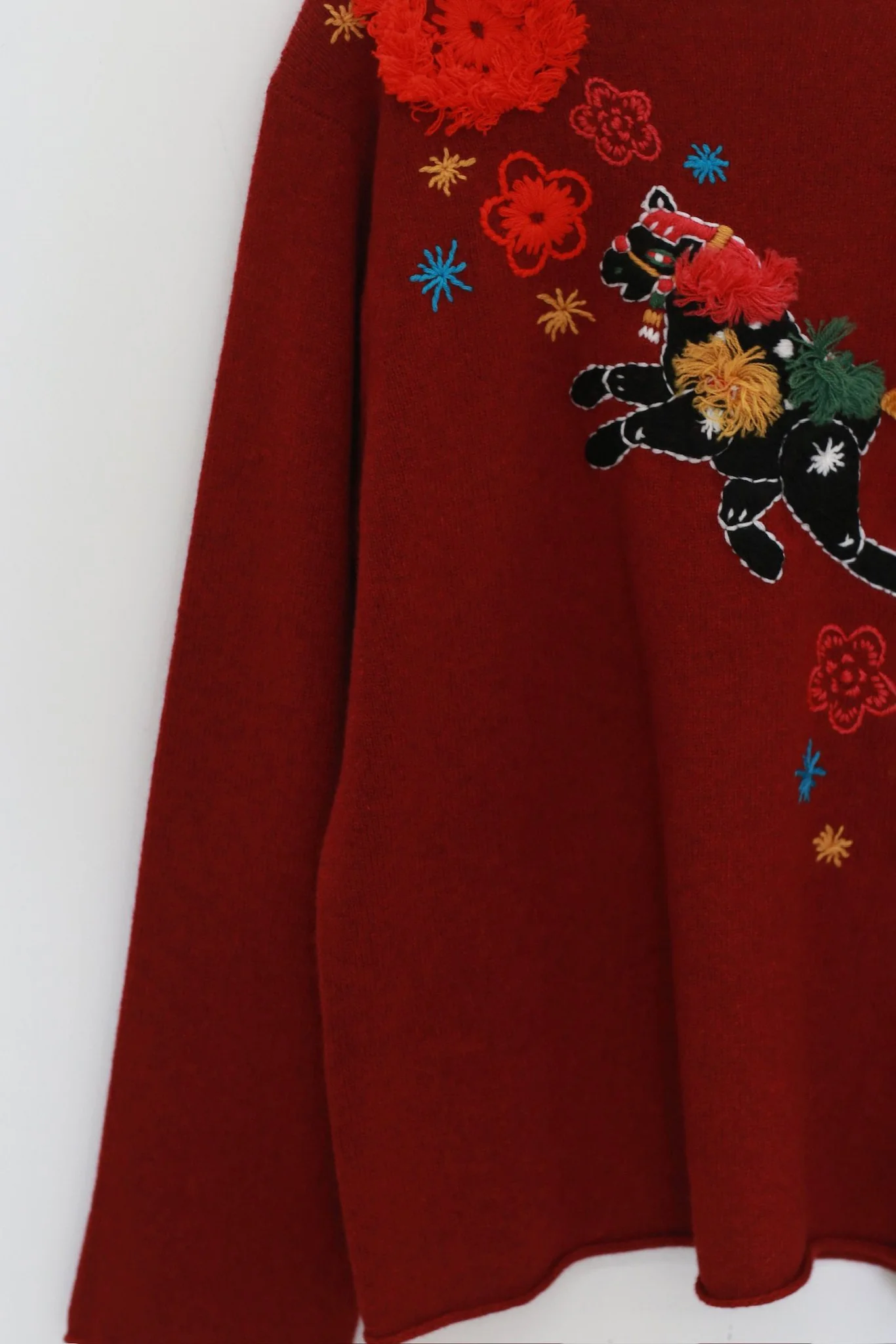 YANYAN KNITS COMMONPLACE Rolled Neck Pullover - Limited Edition for the Year of the Horse - YYK-YYW26-0961CP-HONG (Red) - Image 2