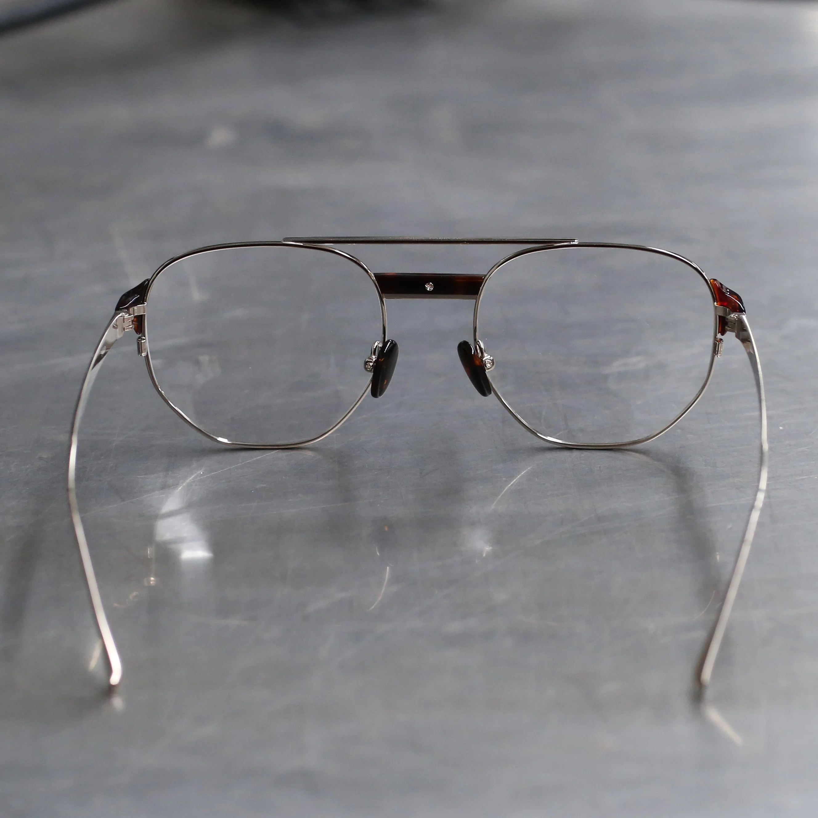 LINDA FARROW LFL1108C4OPT Nico light gold/deep T glasses - Image 6