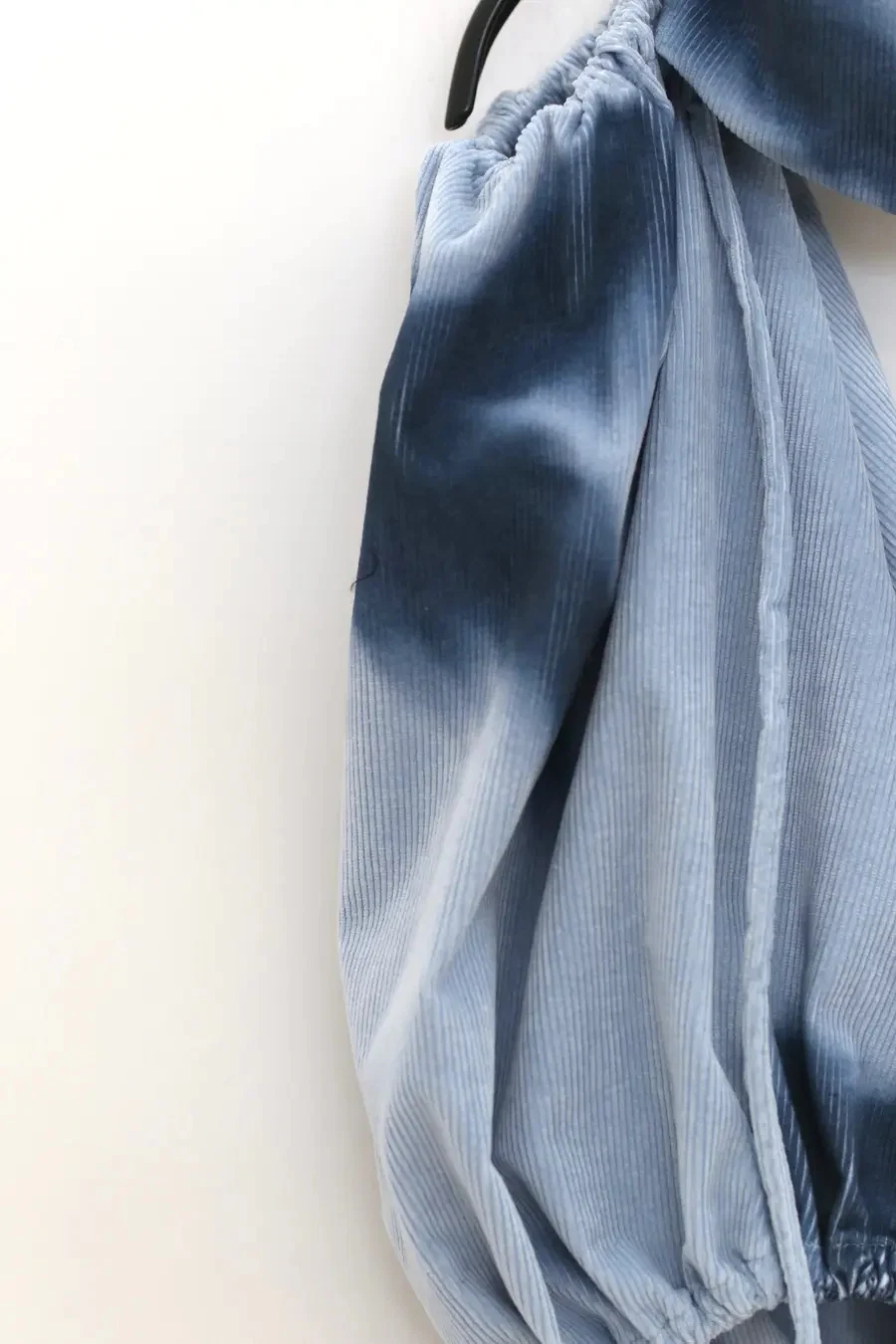 Louis Shengtao Chen Light Blue Feather Corduroy Bra 22SS 2251276 - Image 13