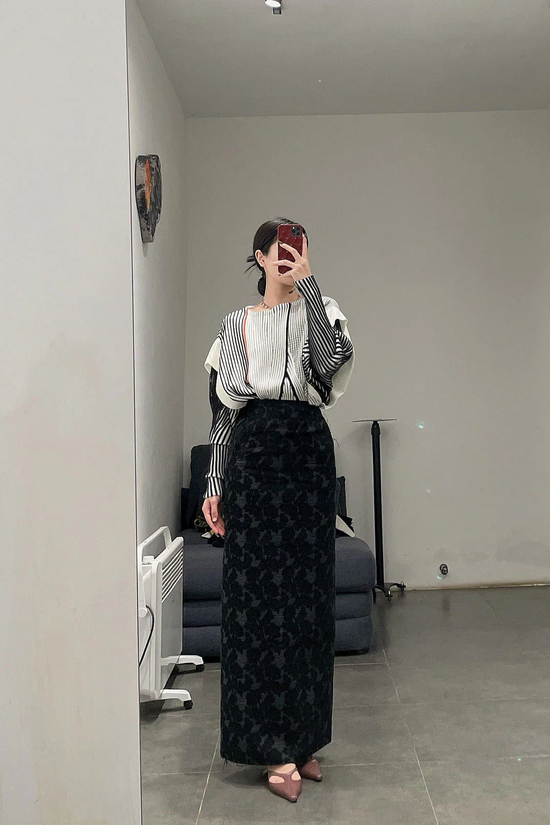 mame kurogouchi 3D striped knit V-neck pullover MM21FW KN011 - Image 10