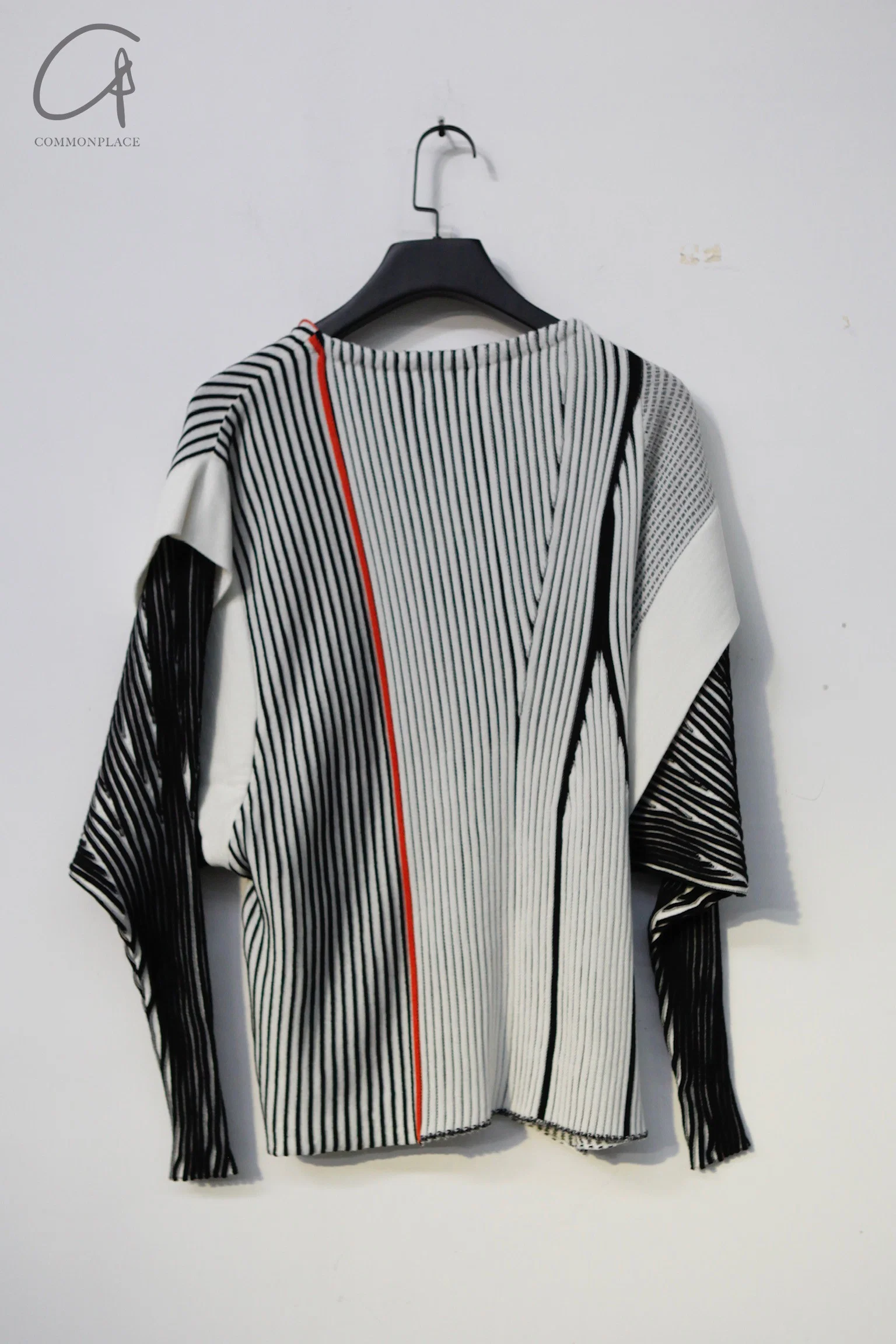 mame kurogouchi 3D striped knit V-neck pullover MM21FW KN011 - Image 4