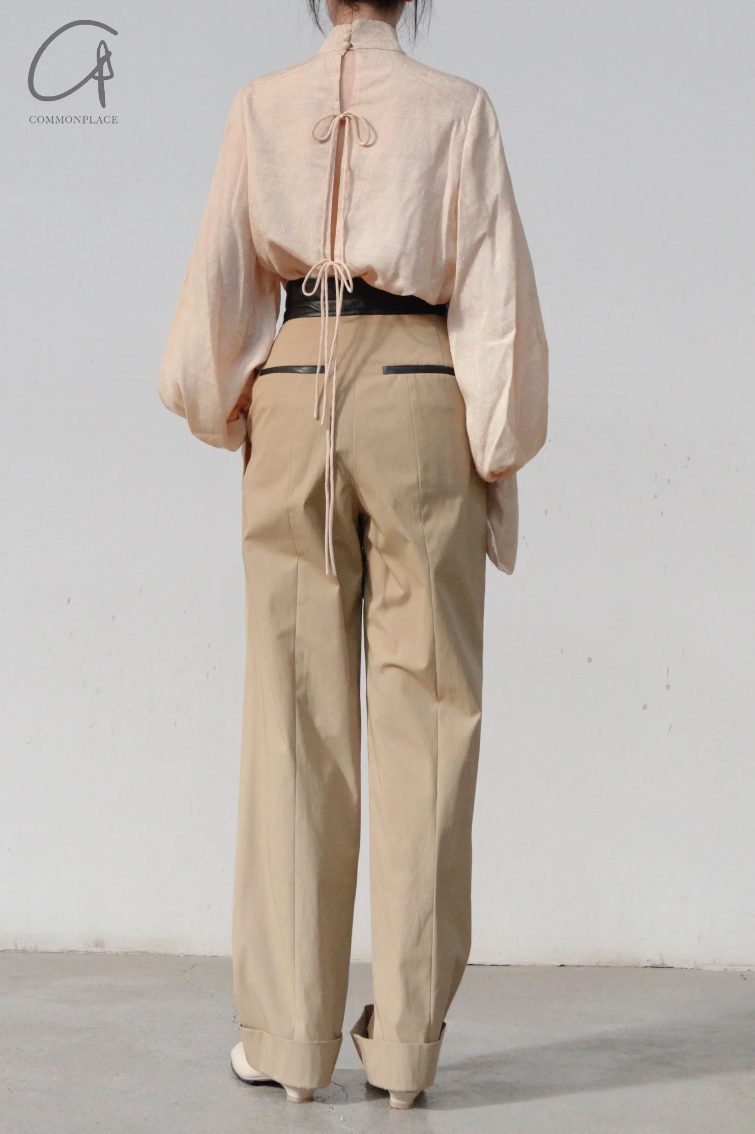 mame kurogouchi high waist chinos MM21PF-PT705 - Image 5
