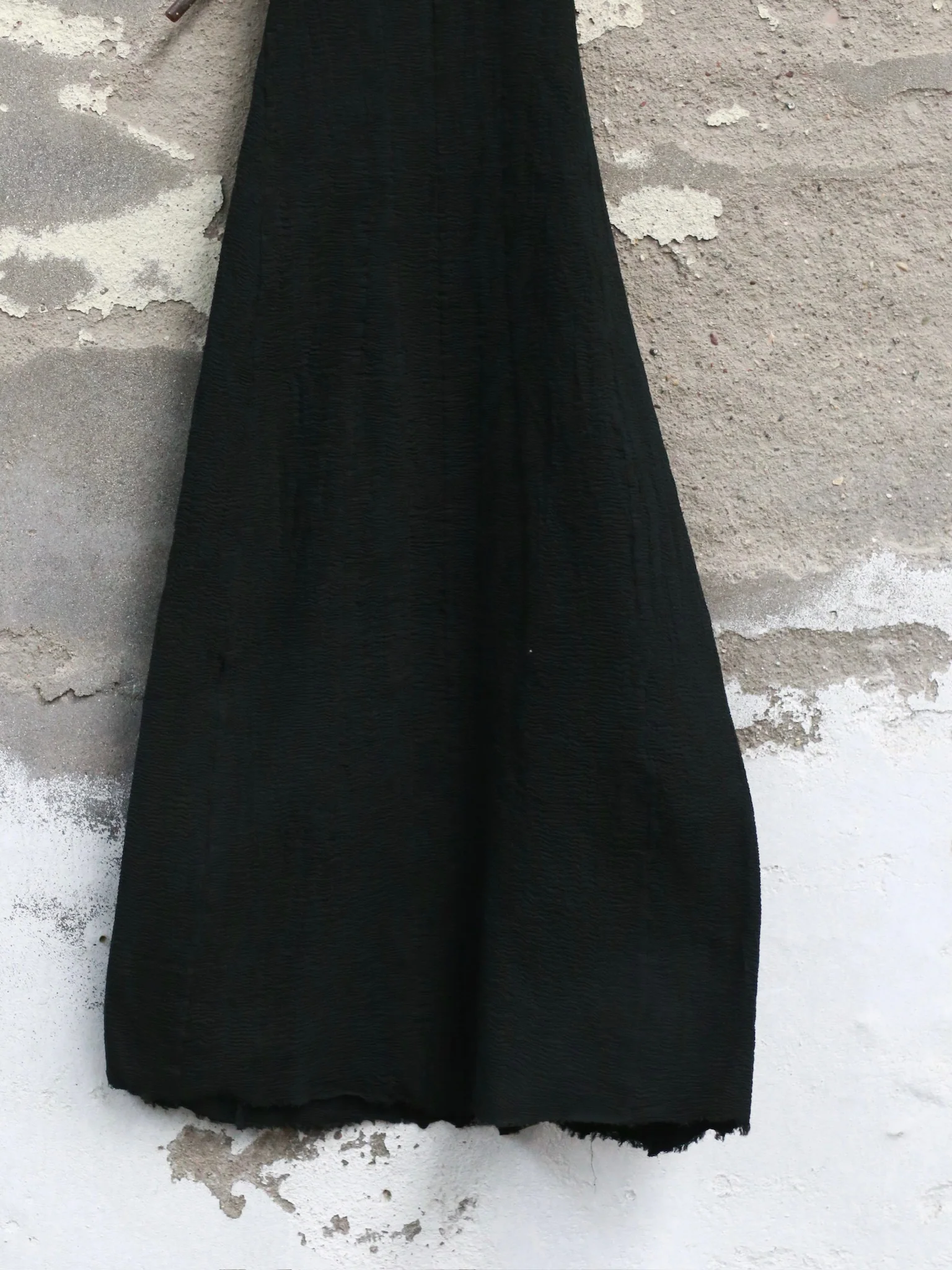 Marc Le Bihan Fall/Winter 2025 American Collar Straight Stretch Dress 21976 (France) MLB-21976-NOIR - Image 3