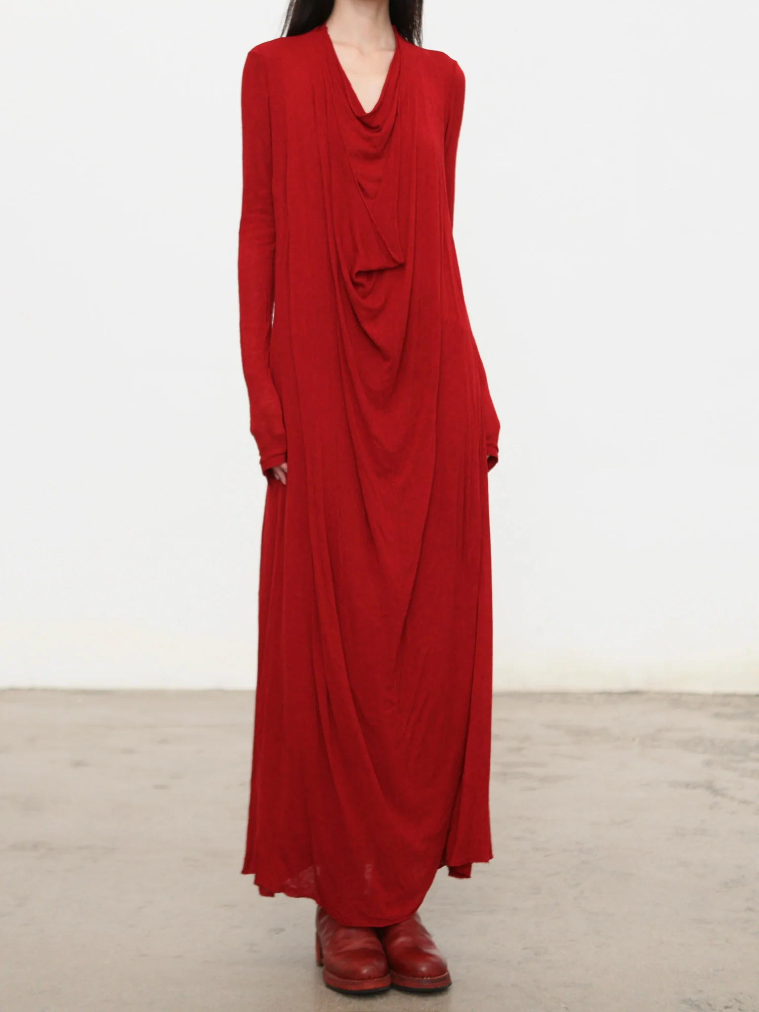 Marc Le Bihan Fall/Winter 2025 Collection, Long-Sleeved Dresses 2833 and 2832, France. MLB-2832-25AW-GUN - Image 3