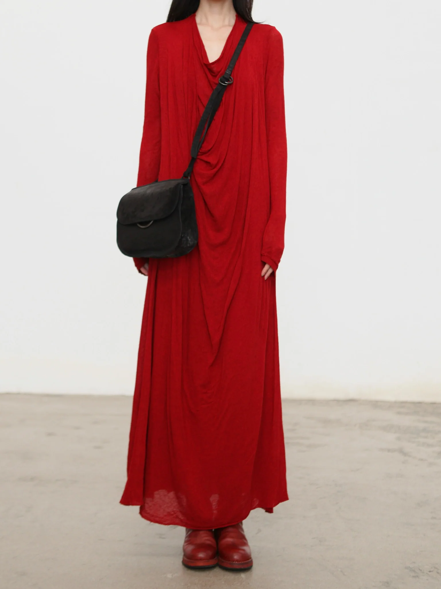 Marc Le Bihan Fall/Winter 2025 Collection, Long-Sleeved Dresses 2833 and 2832, France. MLB-2832-25AW-GUN - Image 4