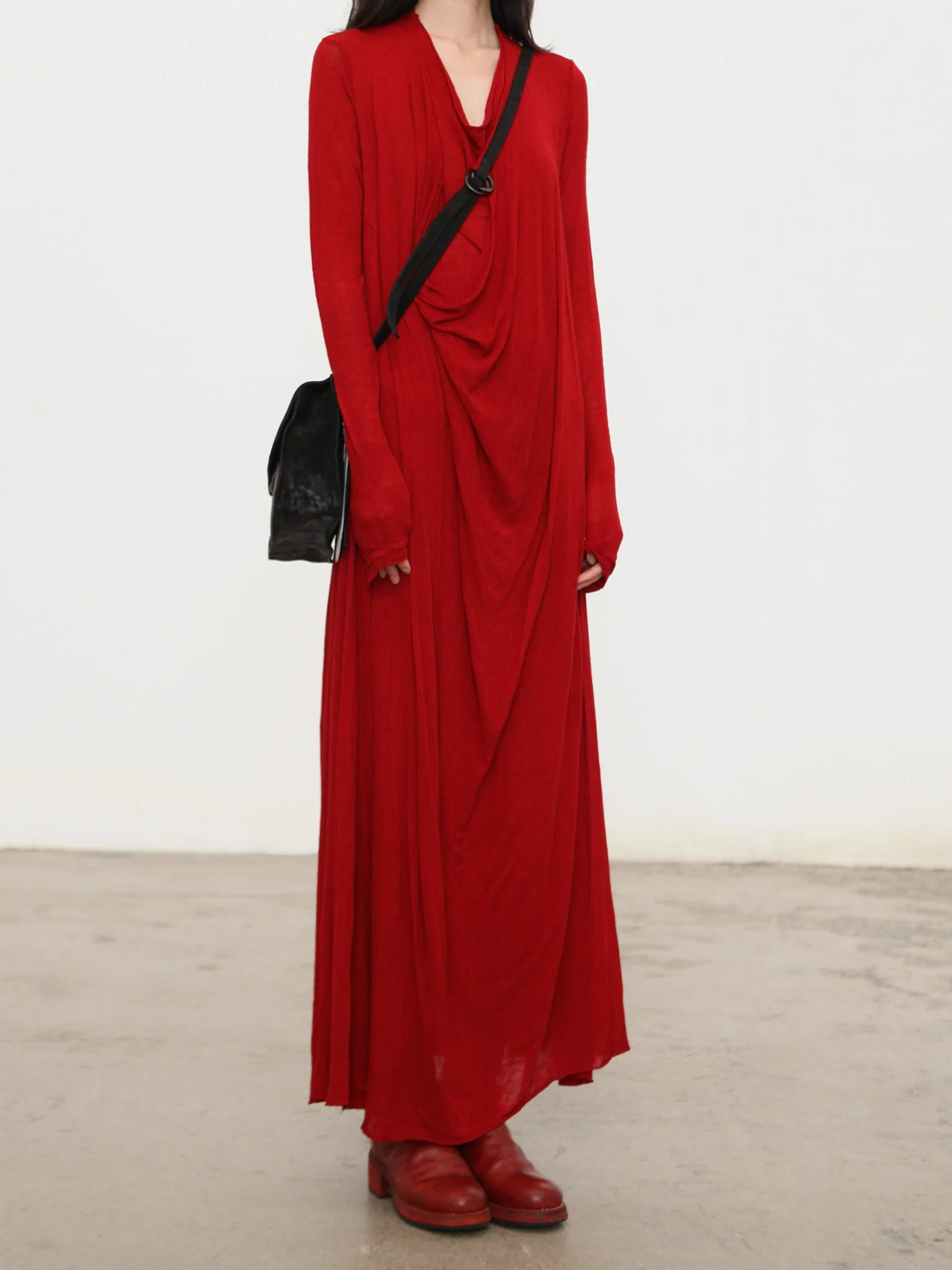 Marc Le Bihan Fall/Winter 2025 Collection, Long-Sleeved Dresses 2833 and 2832, France. MLB-2832-25AW-GUN - Image 5