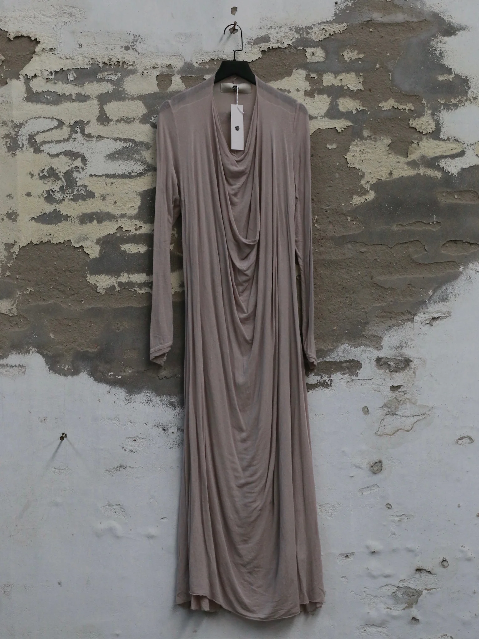 Marc Le Bihan Fall/Winter 2025 Collection: Long-sleeved Dresses 2833 & 2832 (France) MLB-2832-25AW-BEIGE - Image 4