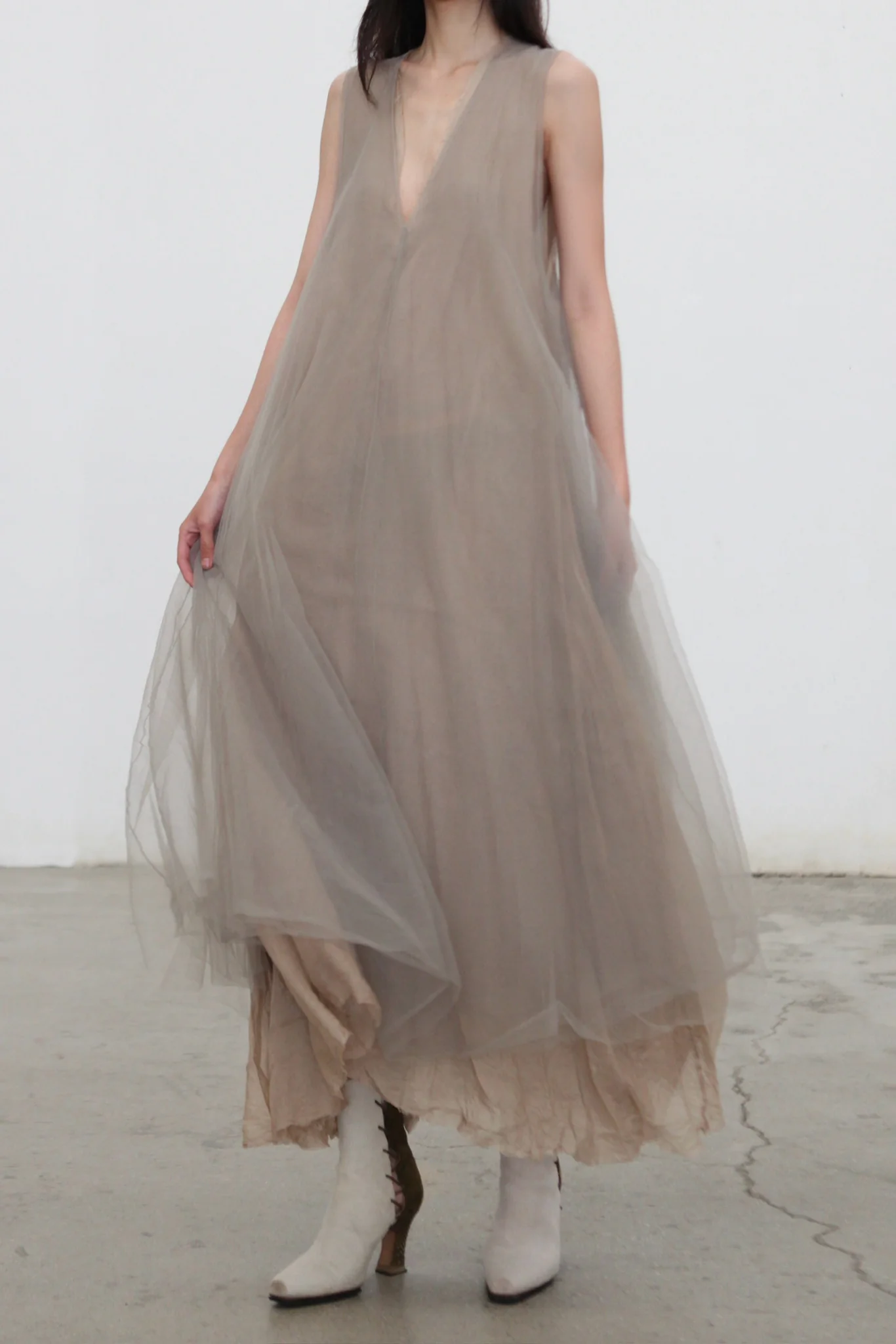 Marc Le Bihan Fall/Winter 2025 Tulle Overlay Dress 2124 (France) MLB-2124-TAUPE - Image 5