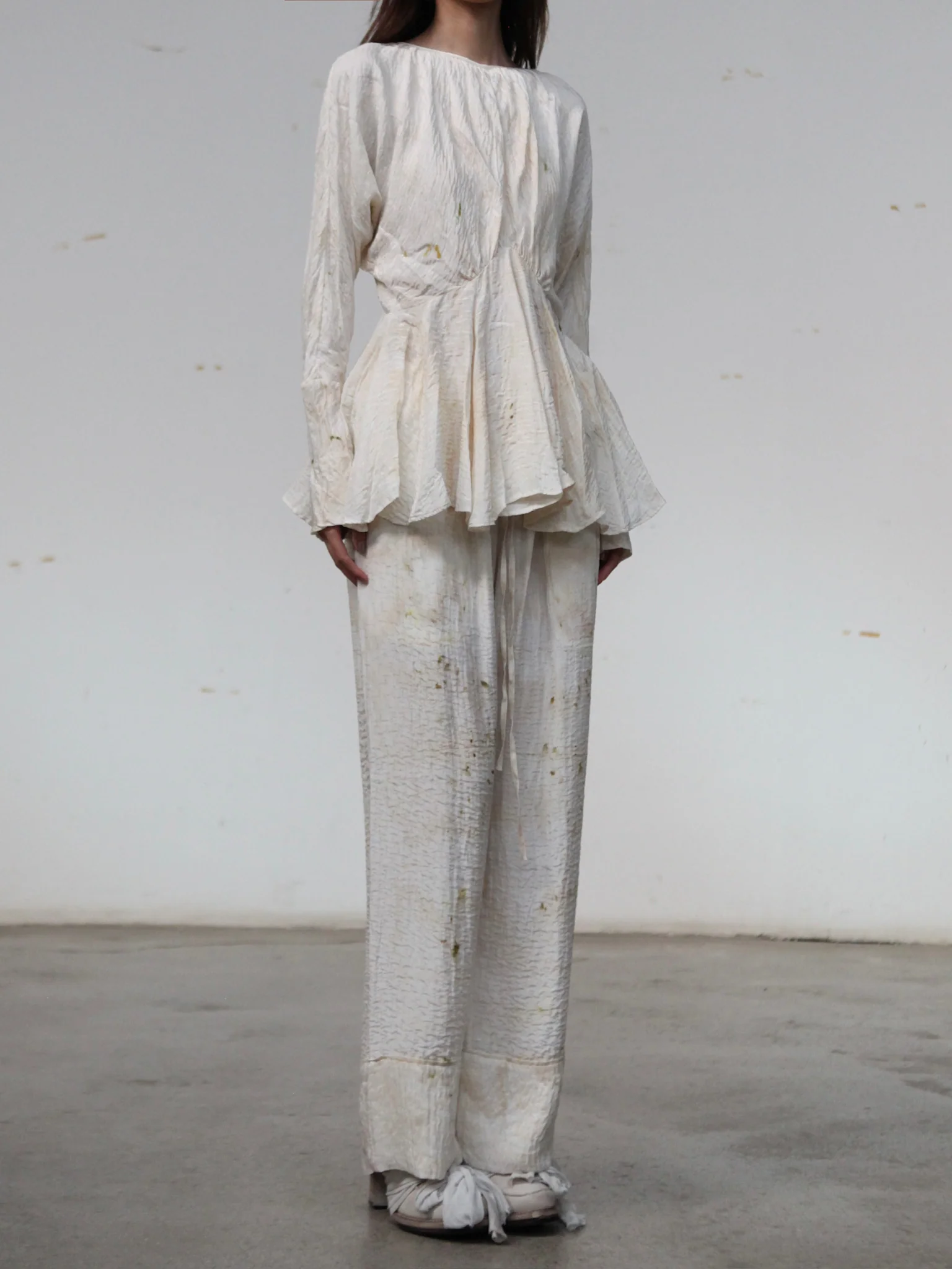 Mutedance 25 Autumn and Winter Round Neck Tunic Shirt Flower Dye MD-MD25FW55-nude (MD25FW53) - Image 4