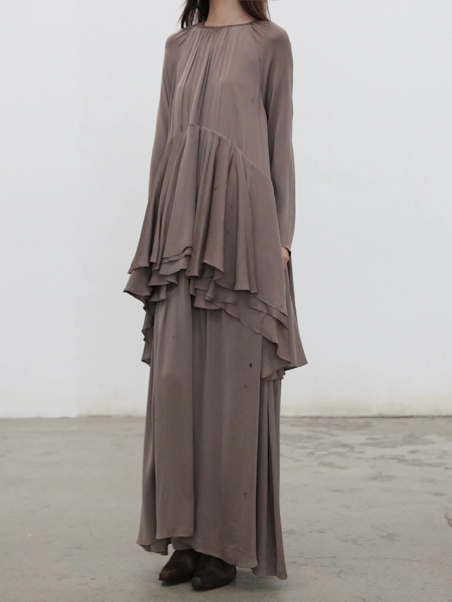 Mutedance 25 Autumn/Winter Flower-dyed Silk Round Neck Layered Long Sleeve Dress MD-MD25FW85-sand (MD25FW84) - Image 3