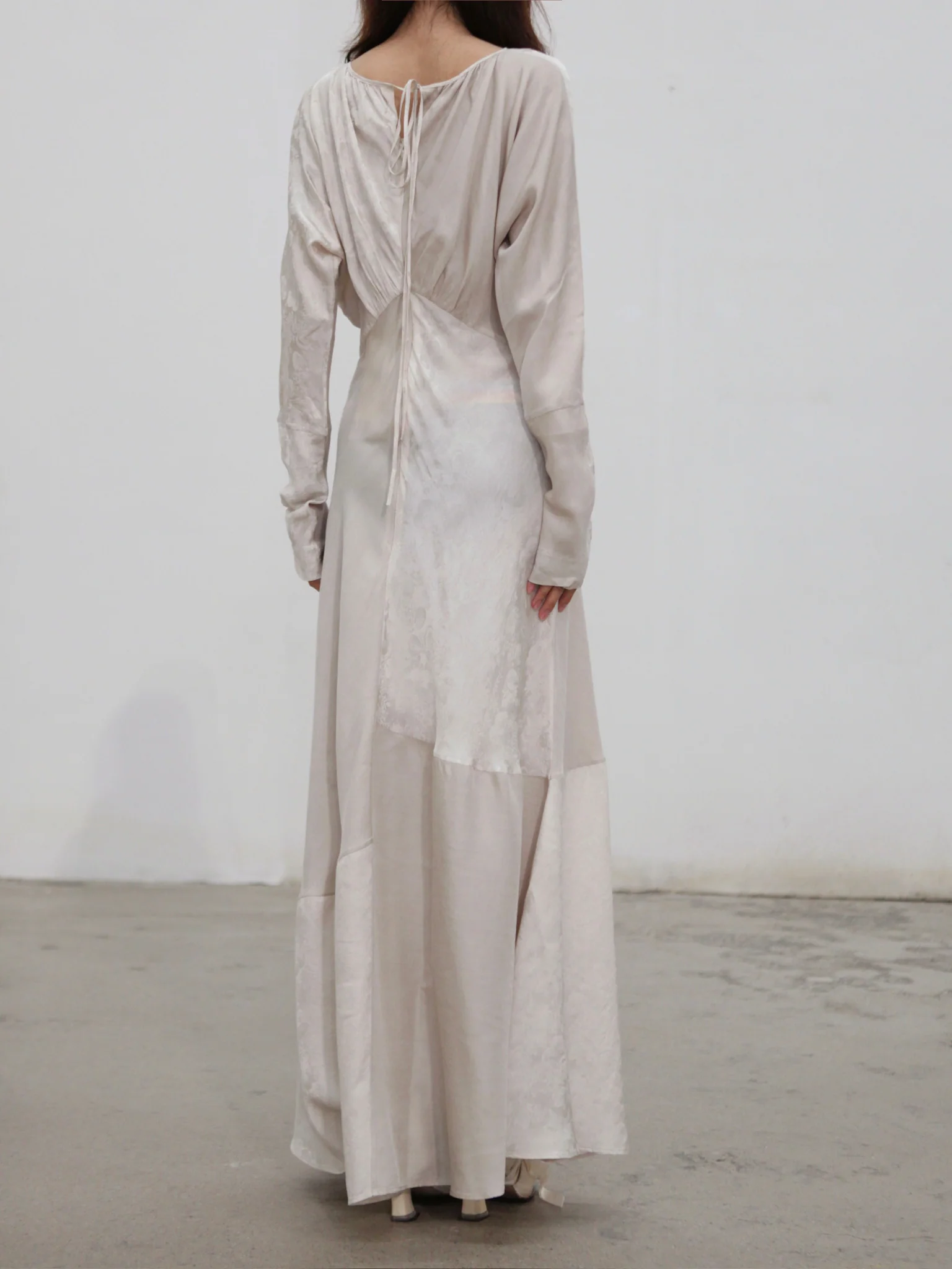 Mutedance 25 Autumn/Winter Waist Round Neck Splicing Dress MD-MD25FW59-beige (MD25FW58) - Image 4