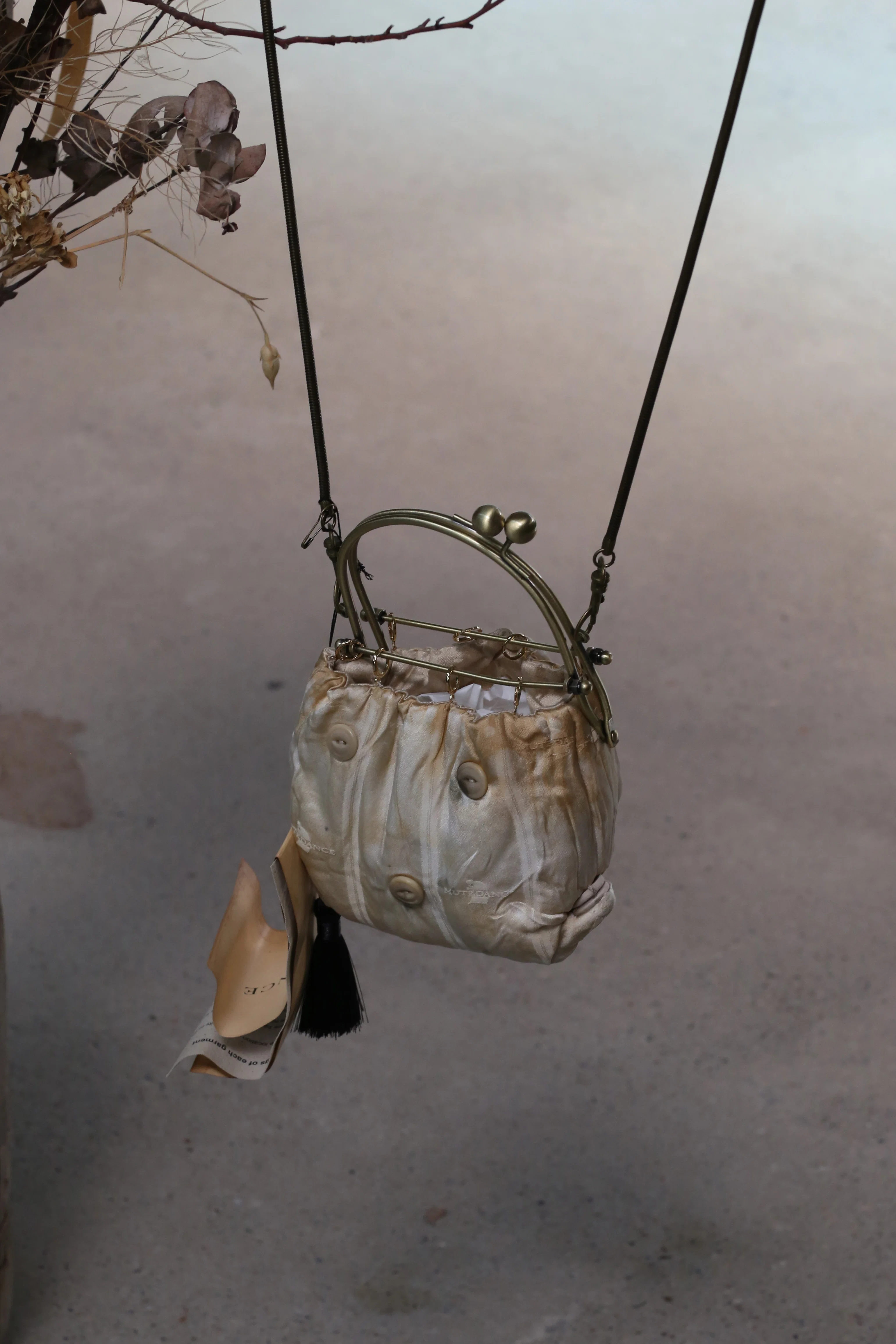 MUTEDANCE buckle flat sling bag MD21FW70 - Image 2