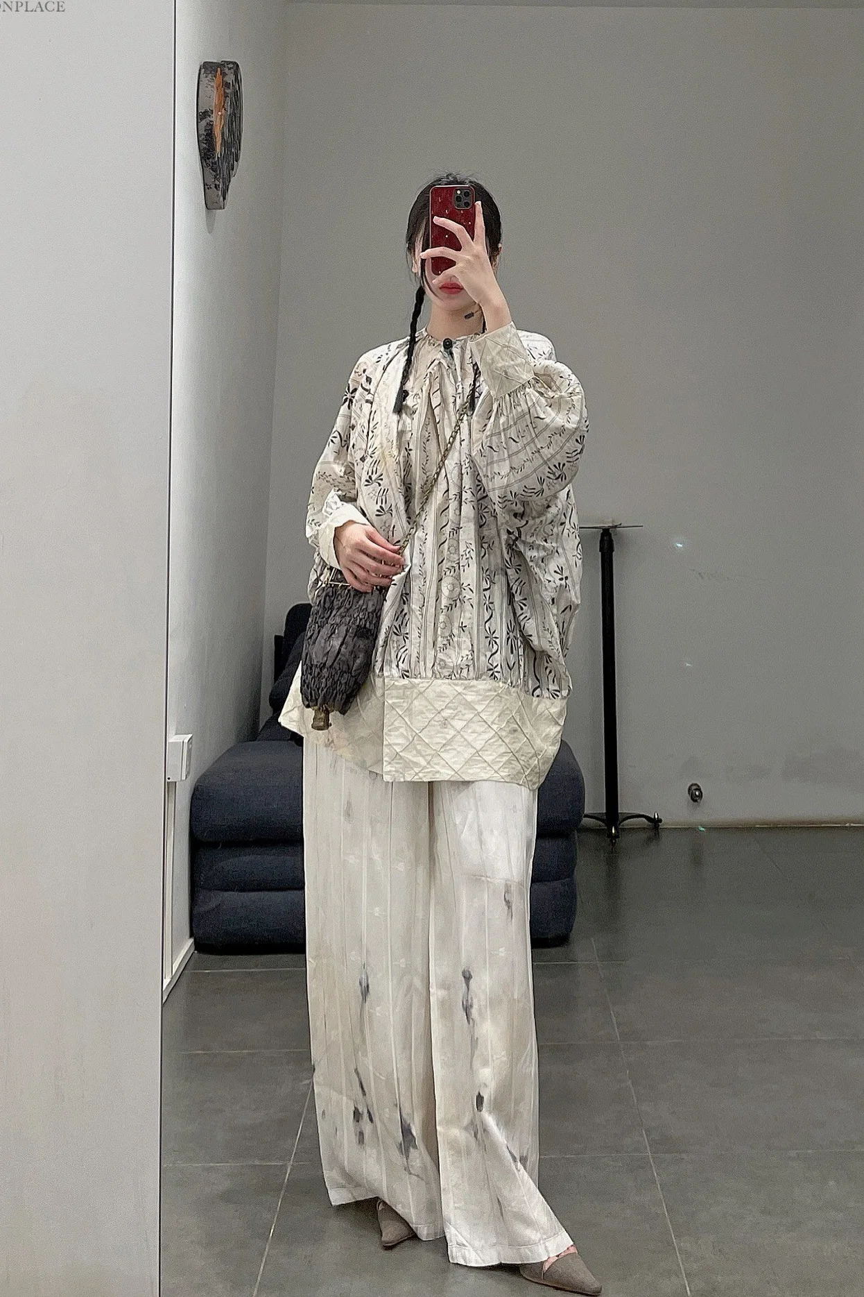 MUTEDANCE Flat Crinkled Sling Bag MD22SS96 - Image 7