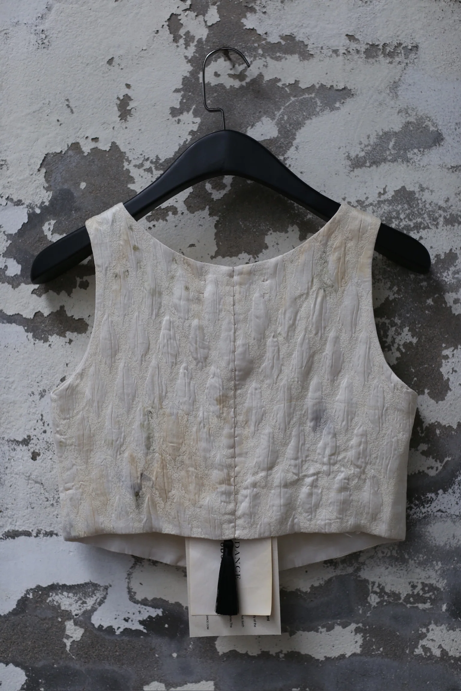 Mutedance 24 Spring/Summer Silk Button Vest MD-MD24SS51-HUIBAI hoary PM118 - Image 4