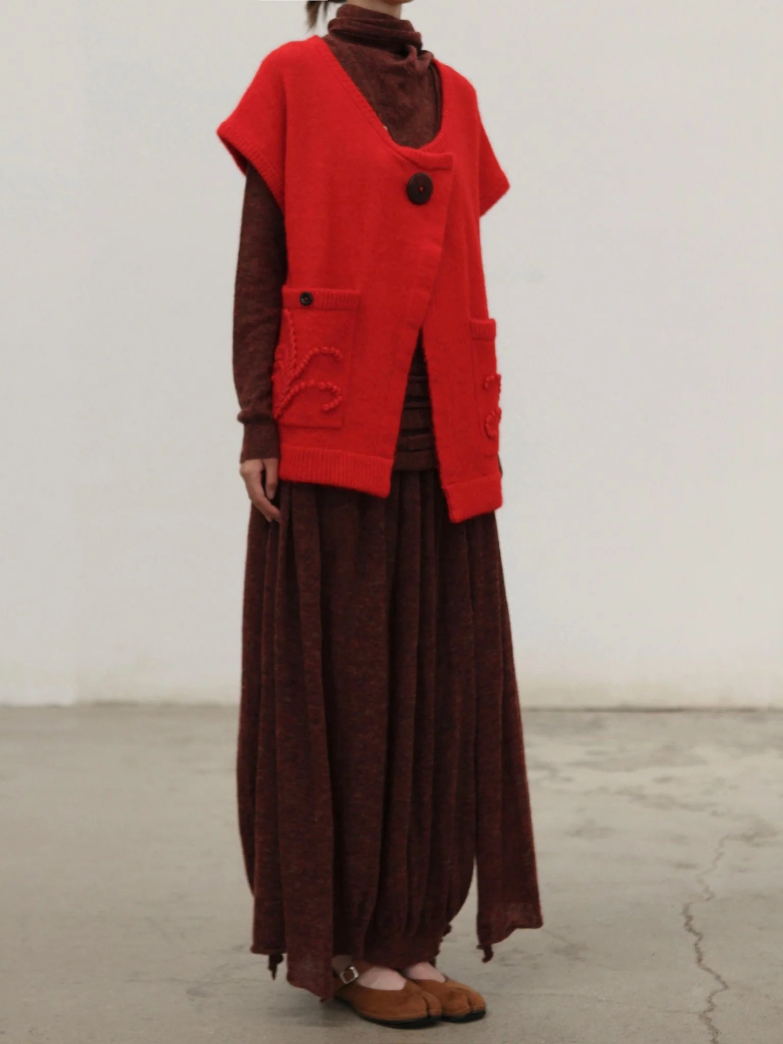 NAN KNITS 25 Autumn and Winter Ribbon Slant Collar Bottoming Shirt/Pleated Skirt NAN-N25AWSK12BRO-ZONG Skirt （N25AWBAS08BRO） - Image 11