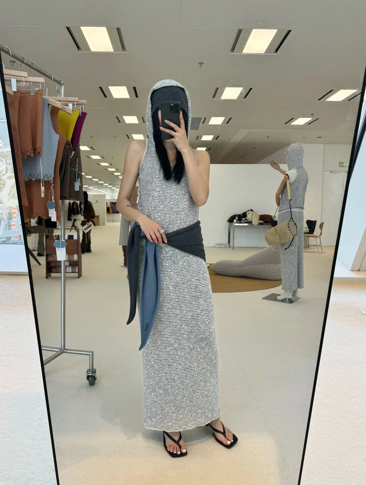 o cloche code 26SS striped tie-waist skirt OCC-OH26SQ035-HBHH H-H floral white/floral gray - Image 15