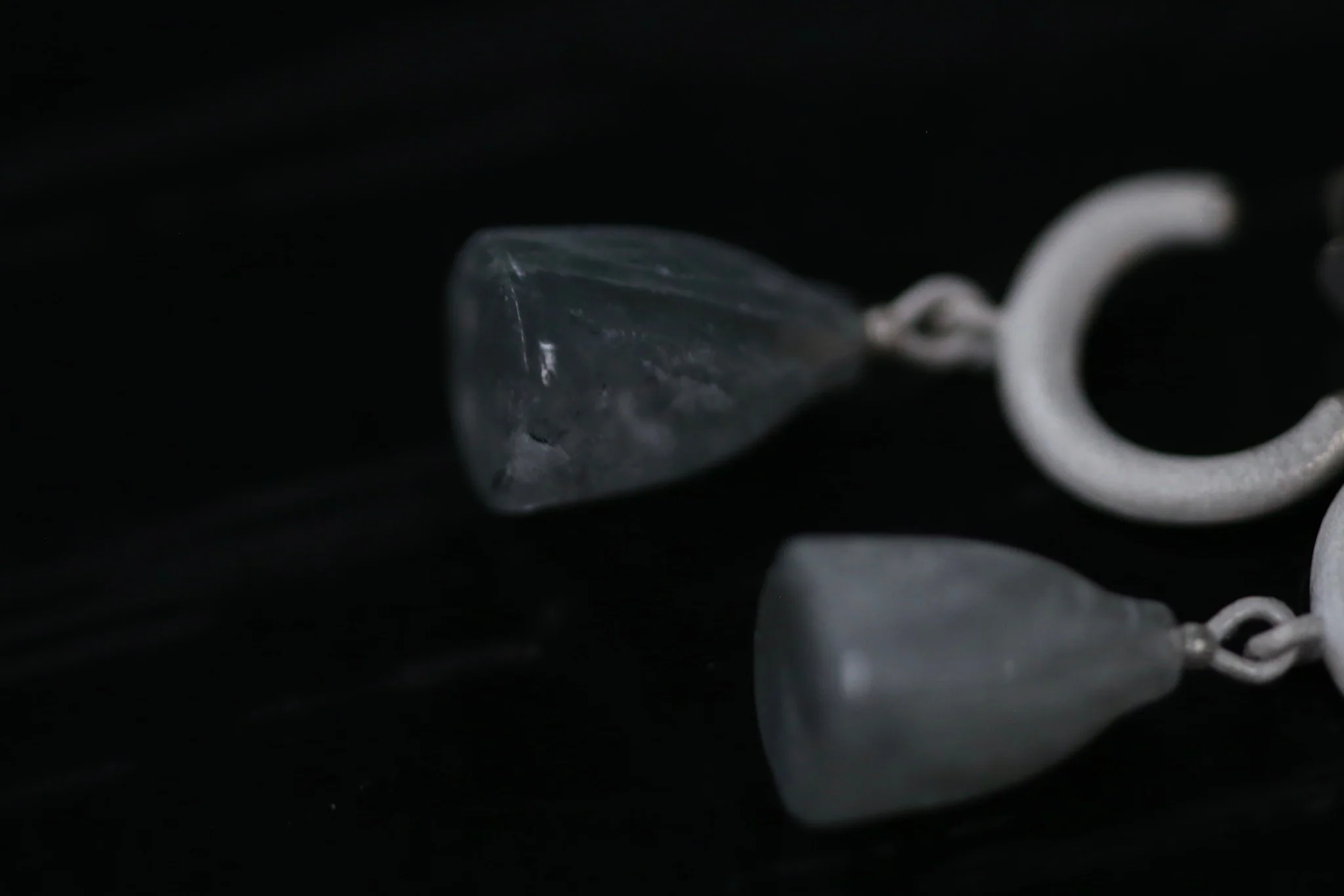 OLIO E ACETO 24 Autumn and Winter Melaleuca/Sterling Silver Smoky Quartz Bell Fruit Earrings OLIO-OA11E01-HUIYIN Gray/Silver - Image 3
