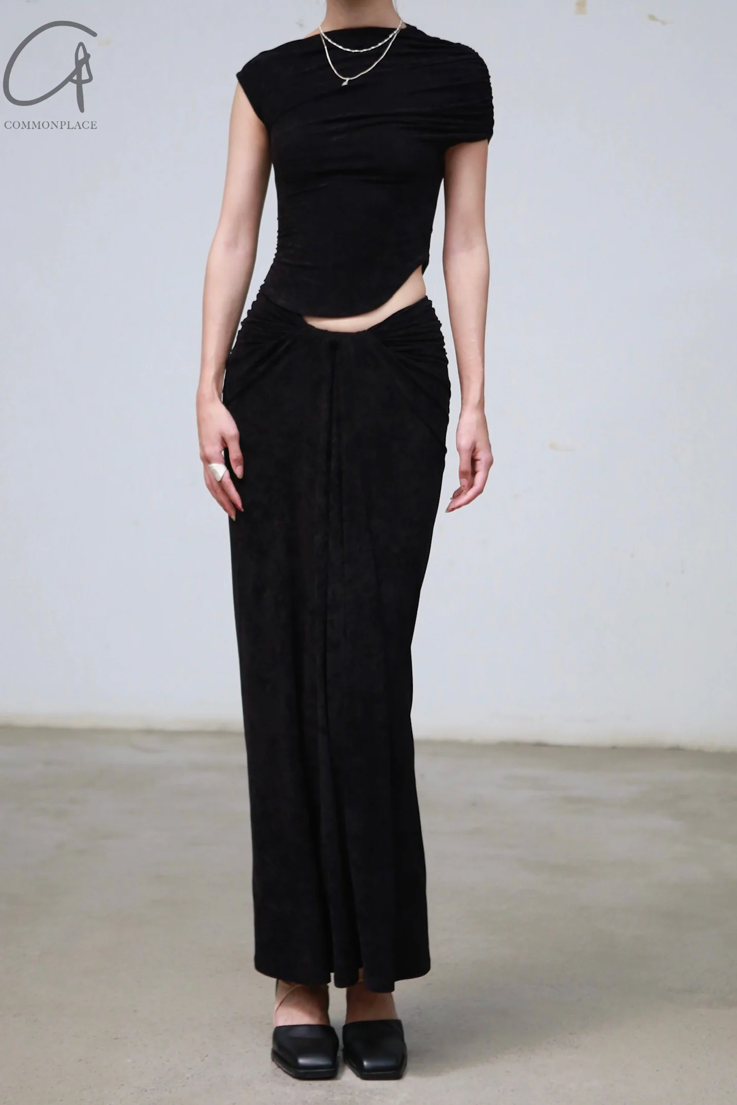 OUDE WAAG 24 Autumn and Winter Draped Knit Skirt Series OW-OW-24AW-SK02-HEI Black - Image 3