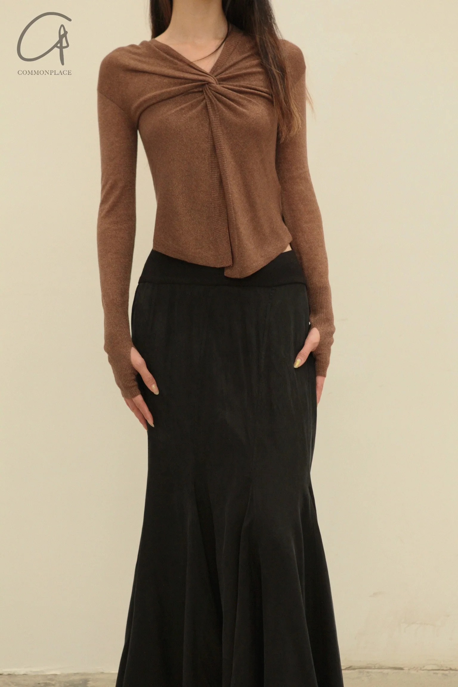 OUDE WAAG 24 Autumn and Winter Splicing Cupro-Ammonium Silk Fishtail Skirt Series OW-24AW -SK15C2BL900-HEI Black OW-24AW -SK15 - Image 11