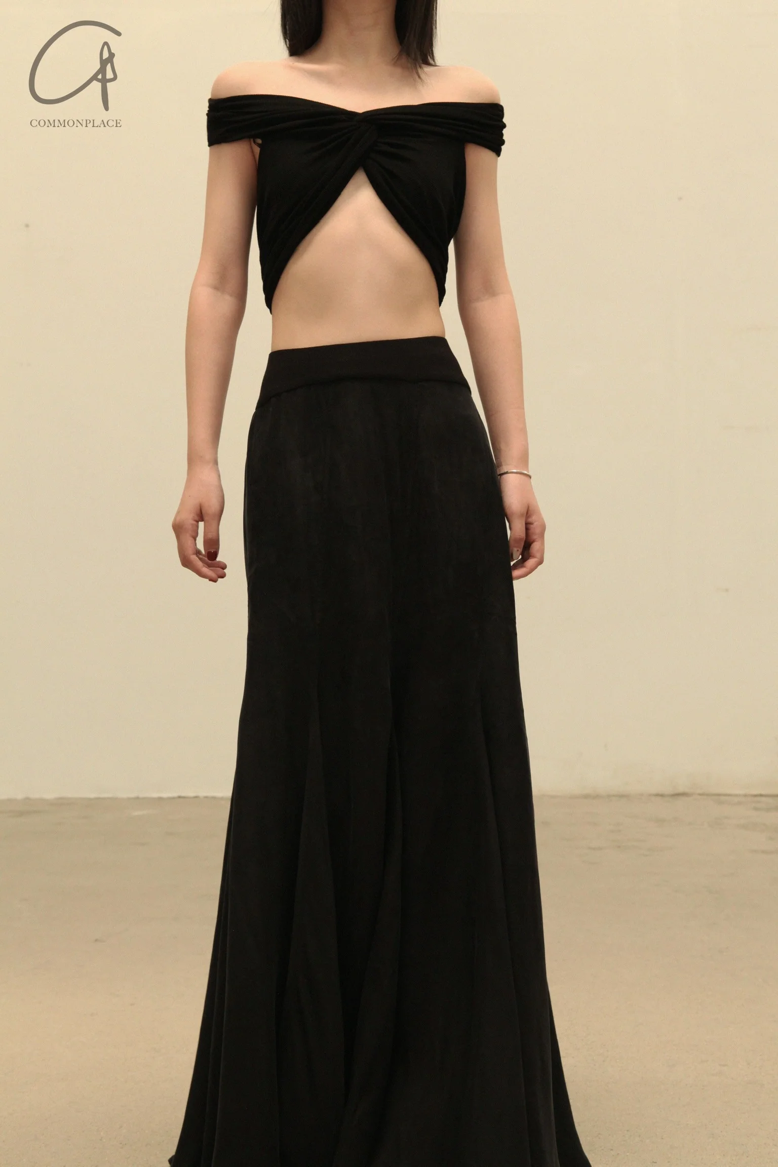 OUDE WAAG 24 Autumn and Winter Splicing Cupro-Ammonium Silk Fishtail Skirt Series OW-24AW -SK15C2BL900-HEI Black OW-24AW -SK15 - Image 3