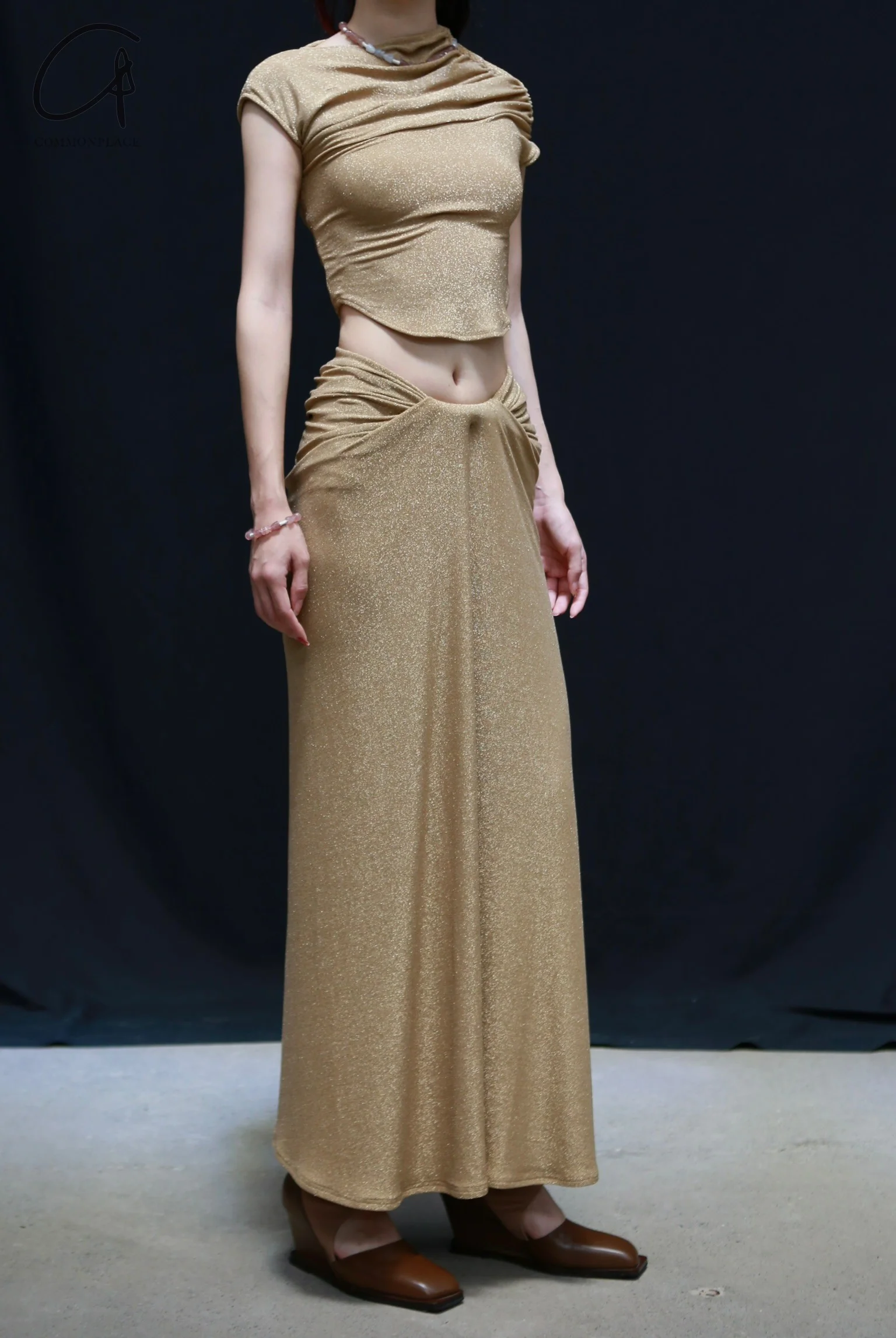 OUDE WAAG 24 autumn and winter velvet pleated top OW-OW-24AW-TP09-JIN gold - Image 3
