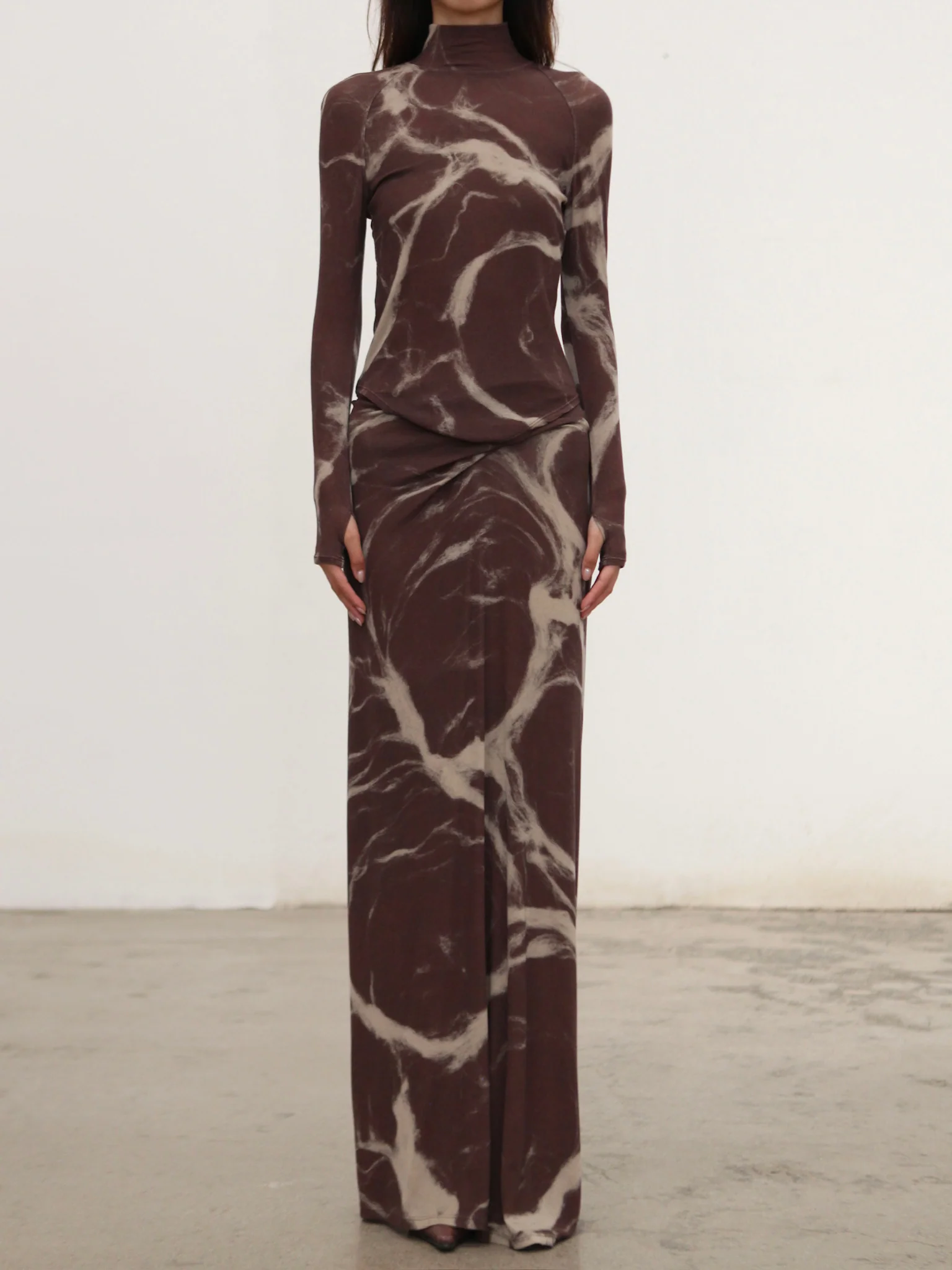 OUDE WAAG 25 Autumn and Winter Raglan Sleeve Ribbed Top OW-OW-25AW-TP07-ZHYH Brown and Gray Print - Image 3