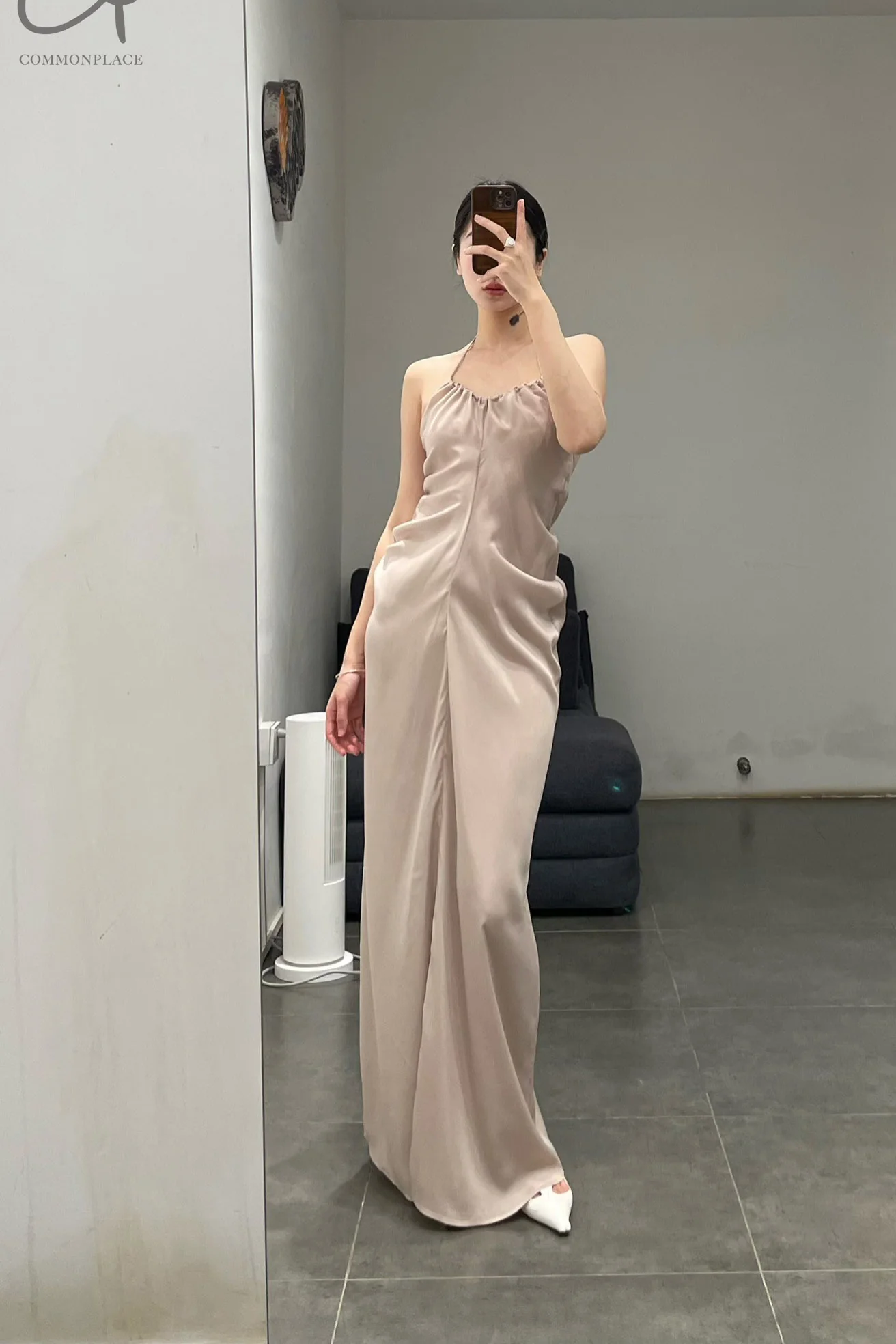 OUDE WAAG hanging halter dress OW-24SS-DS16-MIHUI beige gray - Image 7