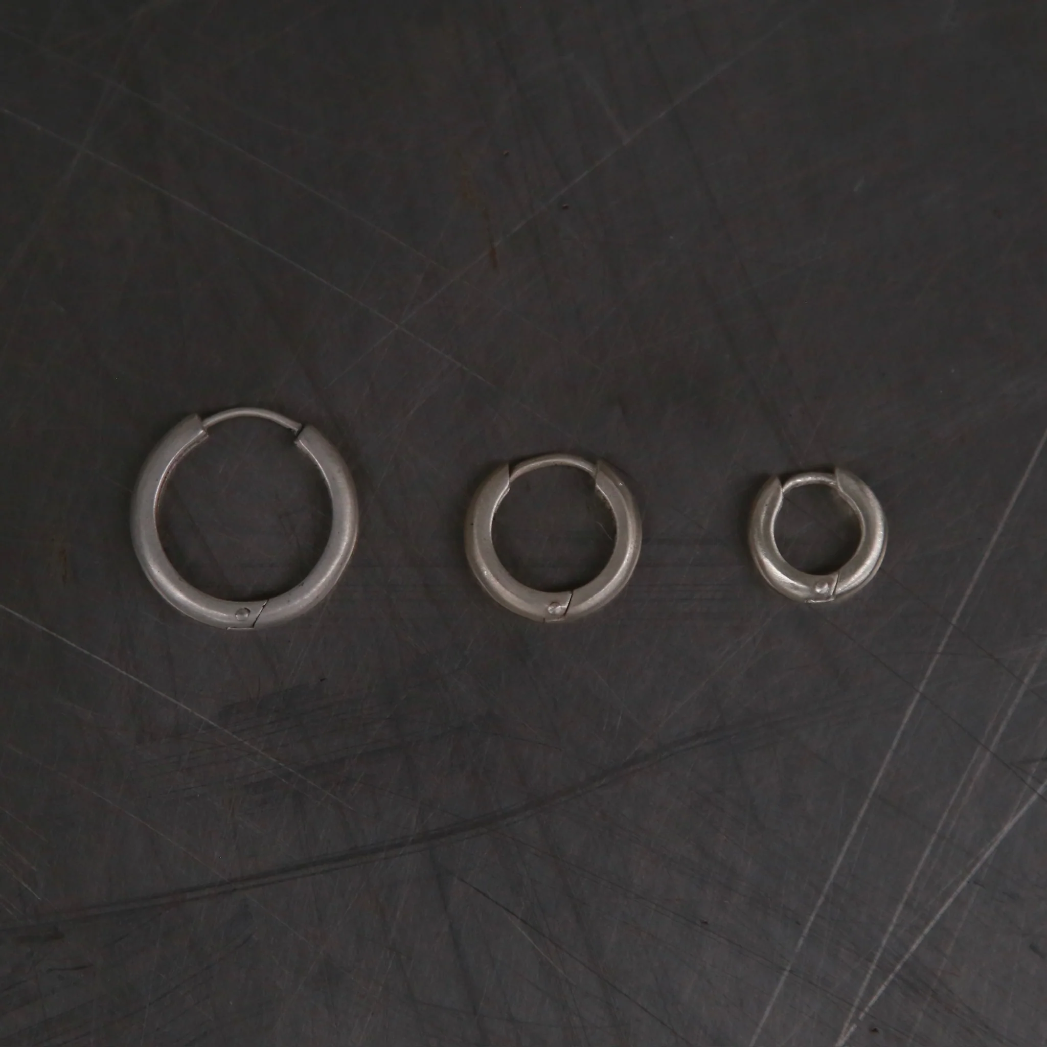 Parts of Four Hoop Hoop Earrings Collection III Highly Handcrafted PS4-2435-2-MA-YGCY Matte Sterling Silver 19mm PPOF58 - Image 7