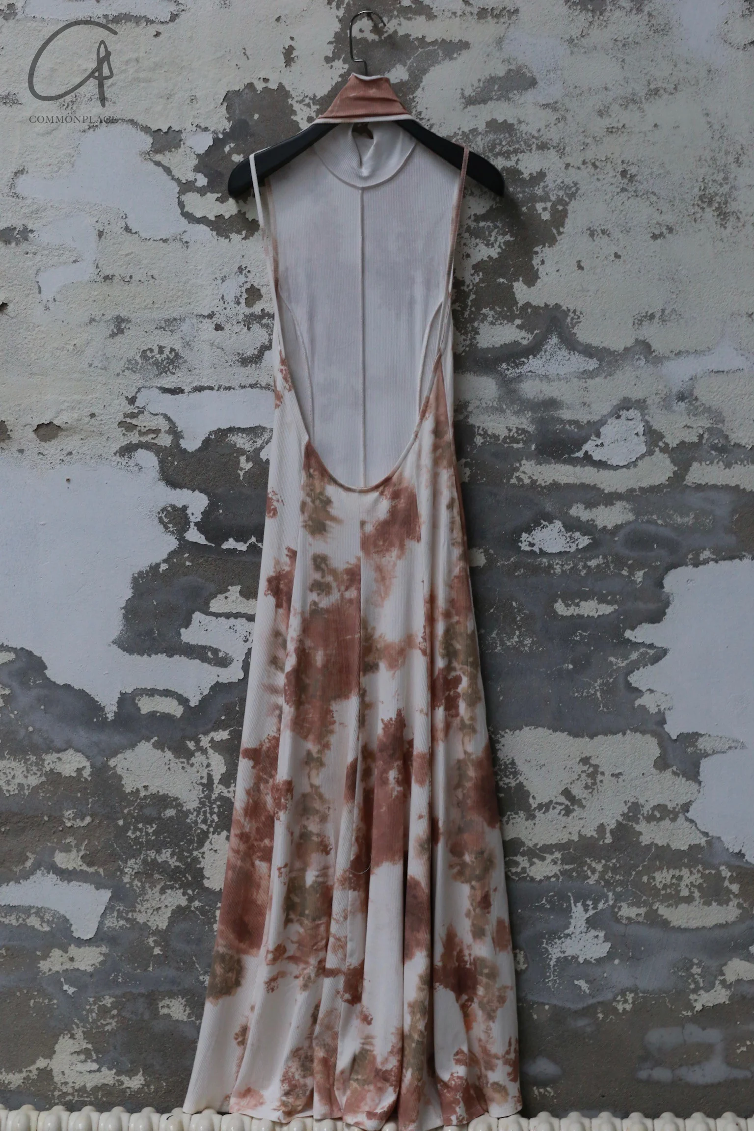 Peng Tai 24 Autumn and Winter Printed Backless Floral Long Dress PT-PTW24C05-1 - Image 9