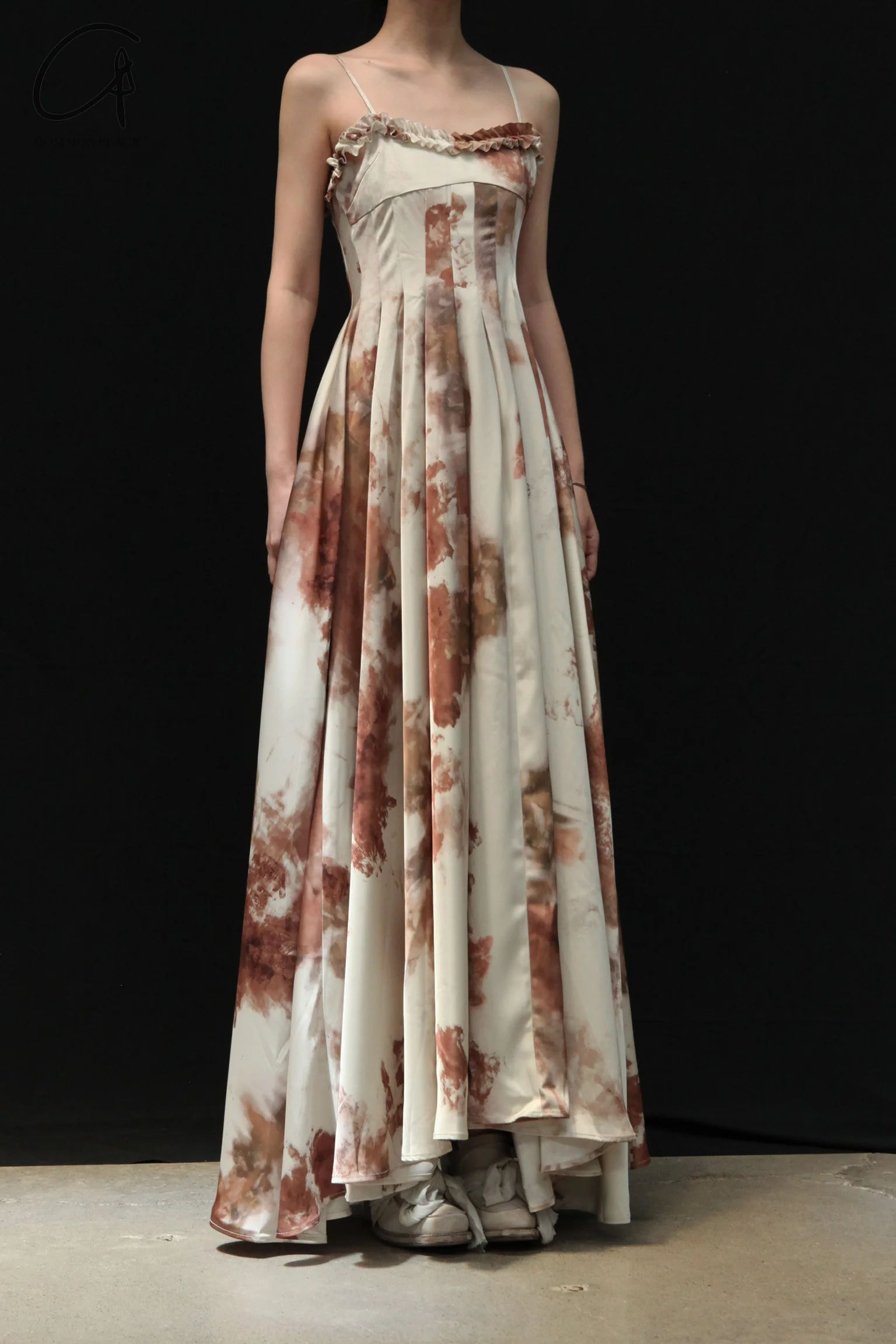 Peng Tai 24 Fall/Winter Printed Pleated Maxi Dress PT-PTW24C18-1 - Image 3