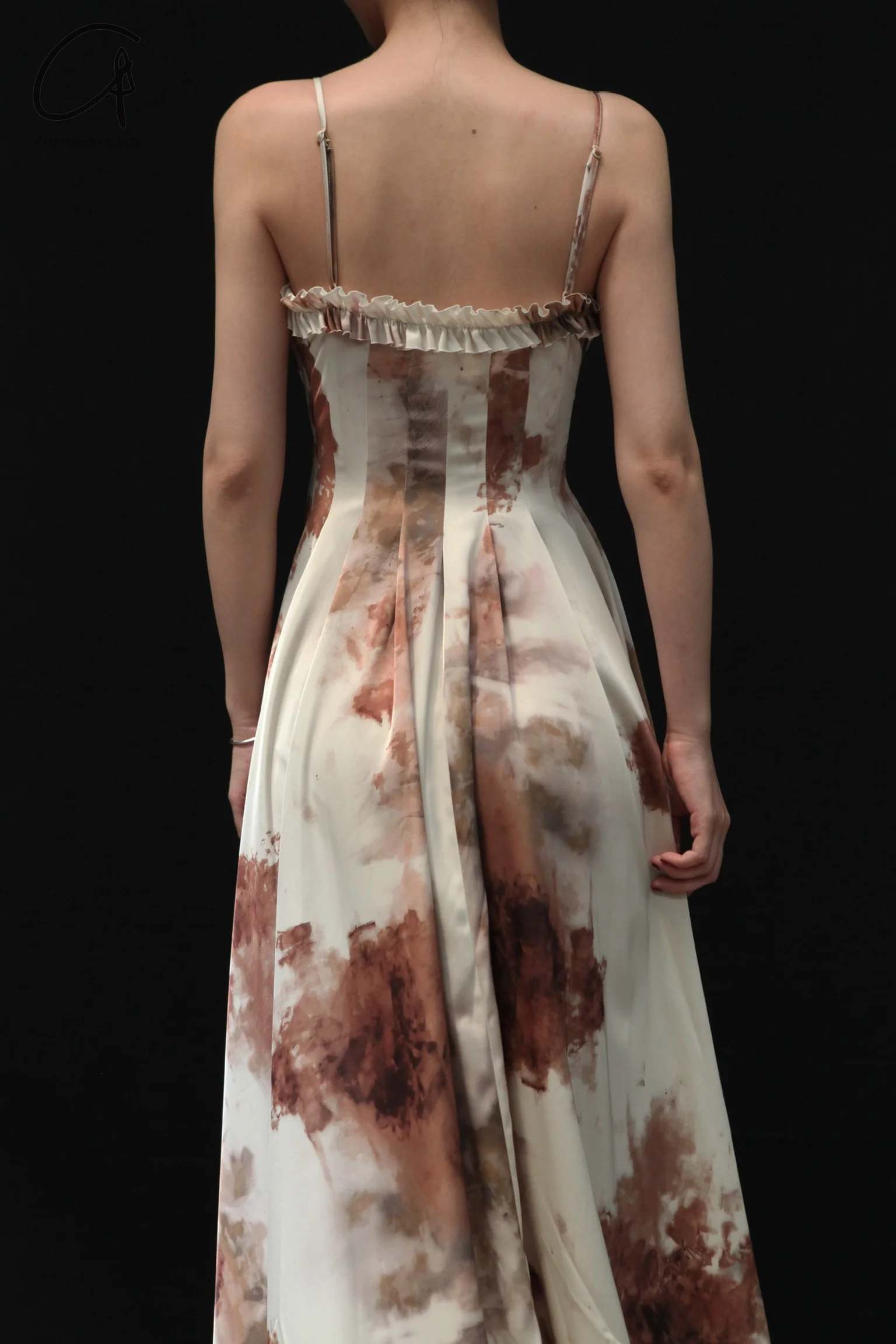 Peng Tai 24 Fall/Winter Printed Pleated Maxi Dress PT-PTW24C18-1 - Image 4