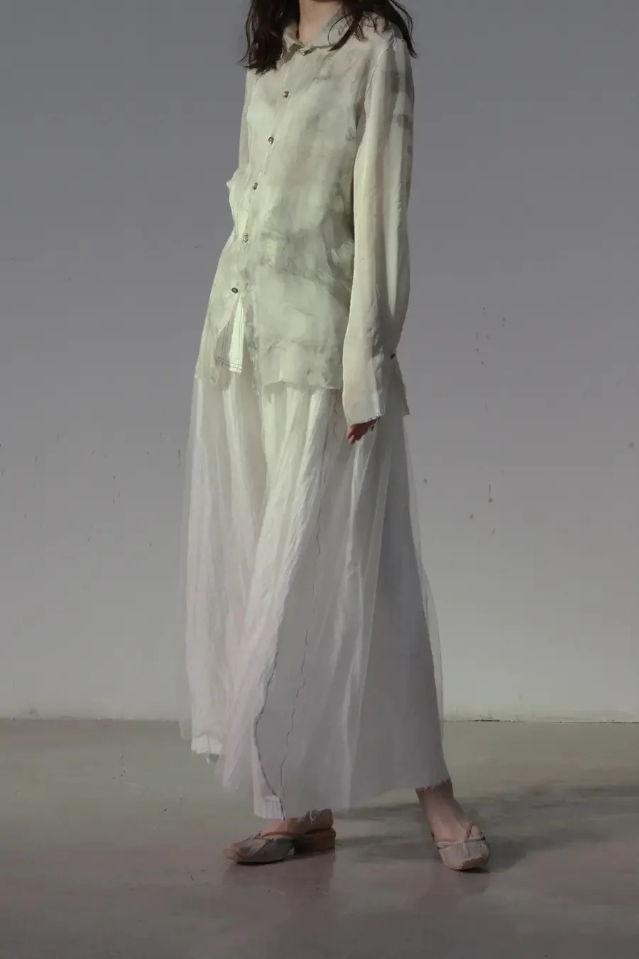 Peng Tai HAND STITCHED METALTHREADS CLASSIC LONG-SLEEVED SILK SHIRT S20196 - Image 3