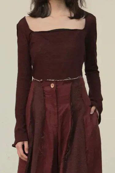 Peng Tai low collar top F026
