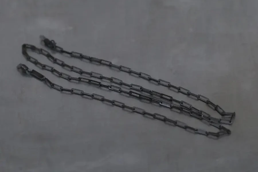 Rigards Hand-hammered Copper Eyeglass Chain AT002 RG-AT002-HEI Black