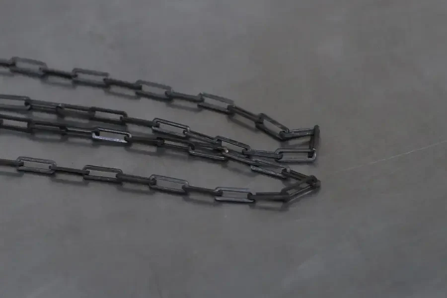 Rigards Hand-hammered Copper Eyeglass Chain AT002 RG-AT002-HEI Black - Image 3
