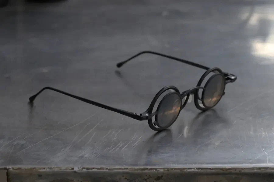 Rigards glasses RG1911TI black light surface - Image 4
