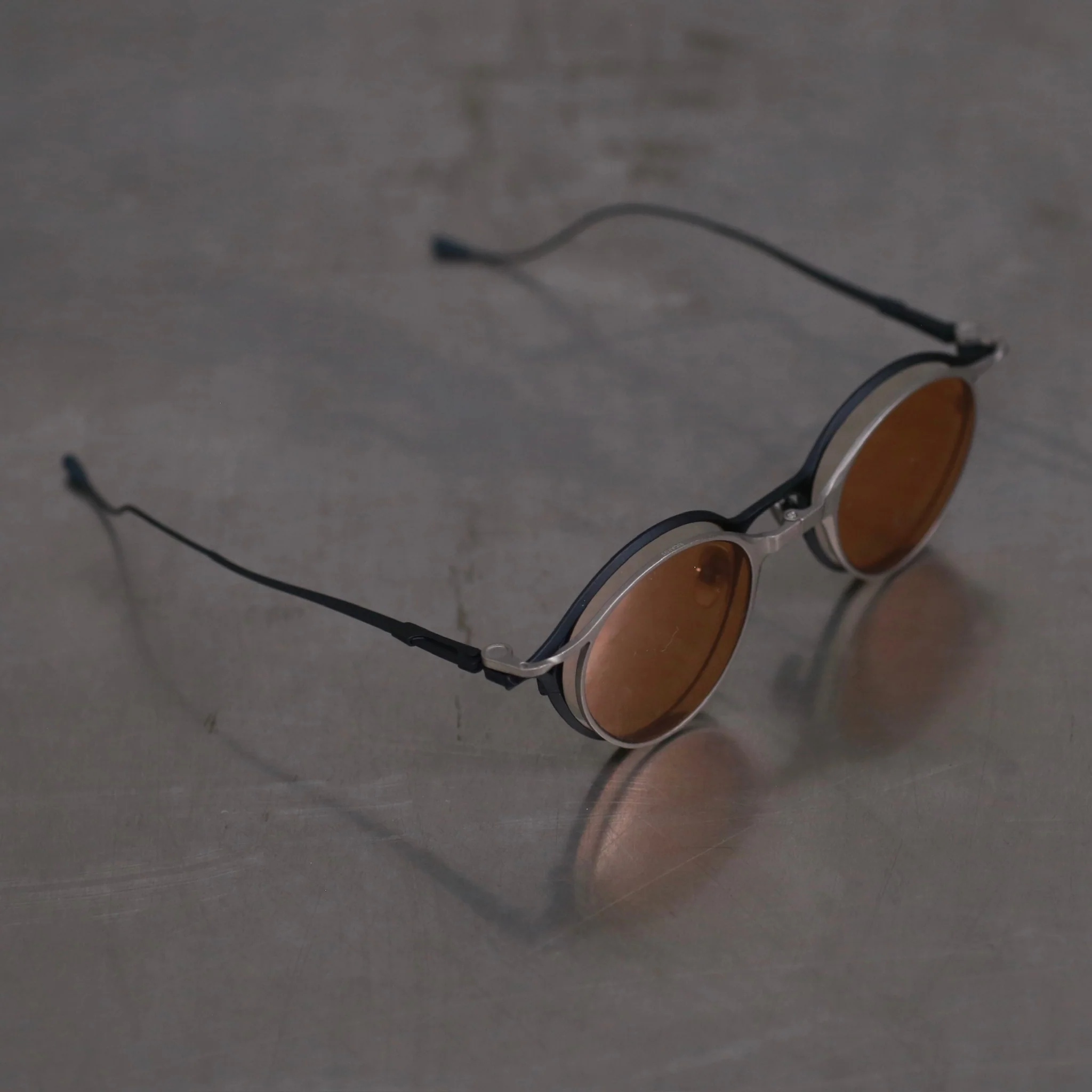 Rigards RG1038 Series Collection Detachable Double-Layer Plain Sunglasses RG-RG1038TI-ANGTJSSWY Dark Frame/Antique Titanium Frame + Transparent Lenses/Salmon Lenses - Image 4