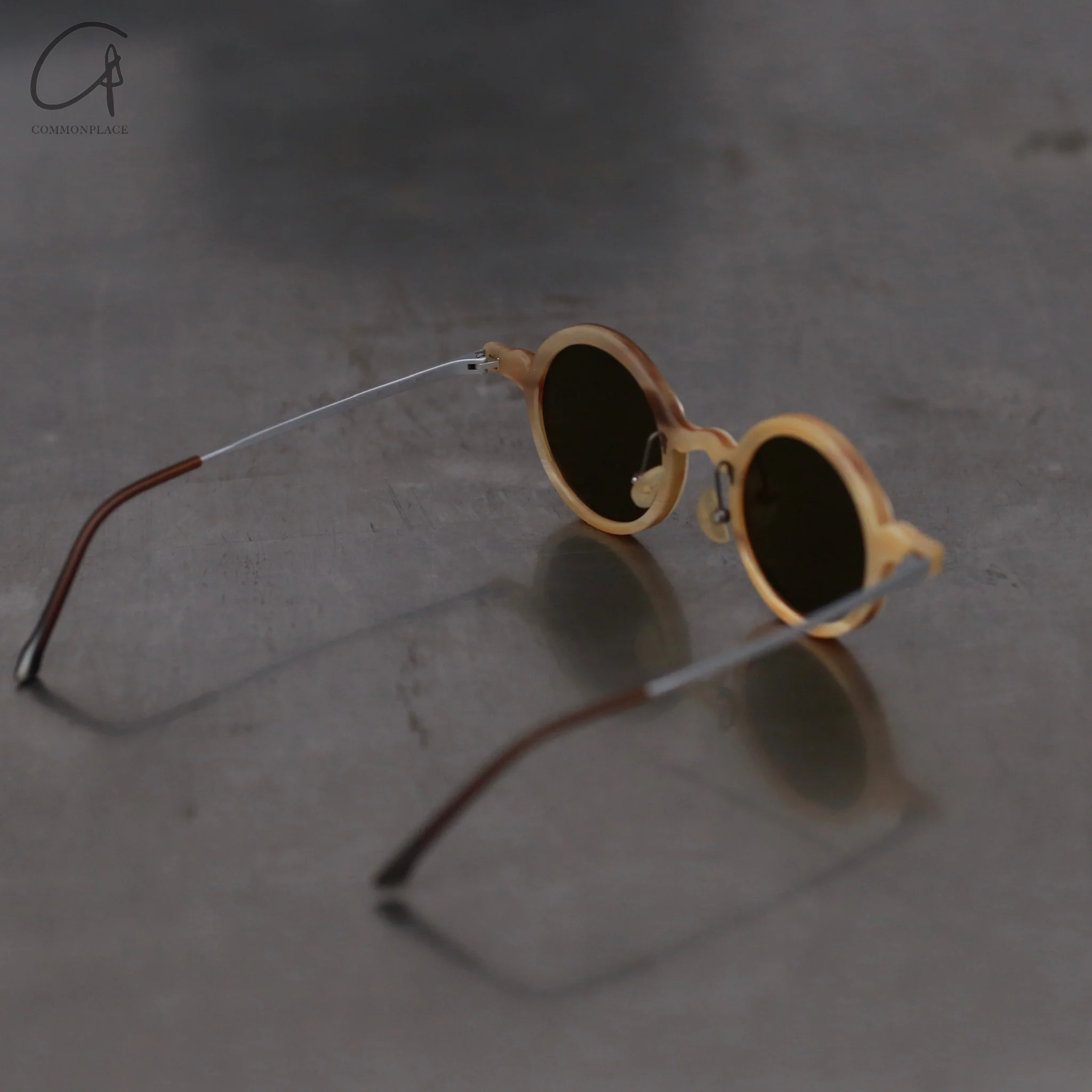 Rigards x UMA WANG joint RG00UW18 series horn wire cutting handmade glasses RG-RG00UW18-DLSQT marble frame bronze lens - Image 4
