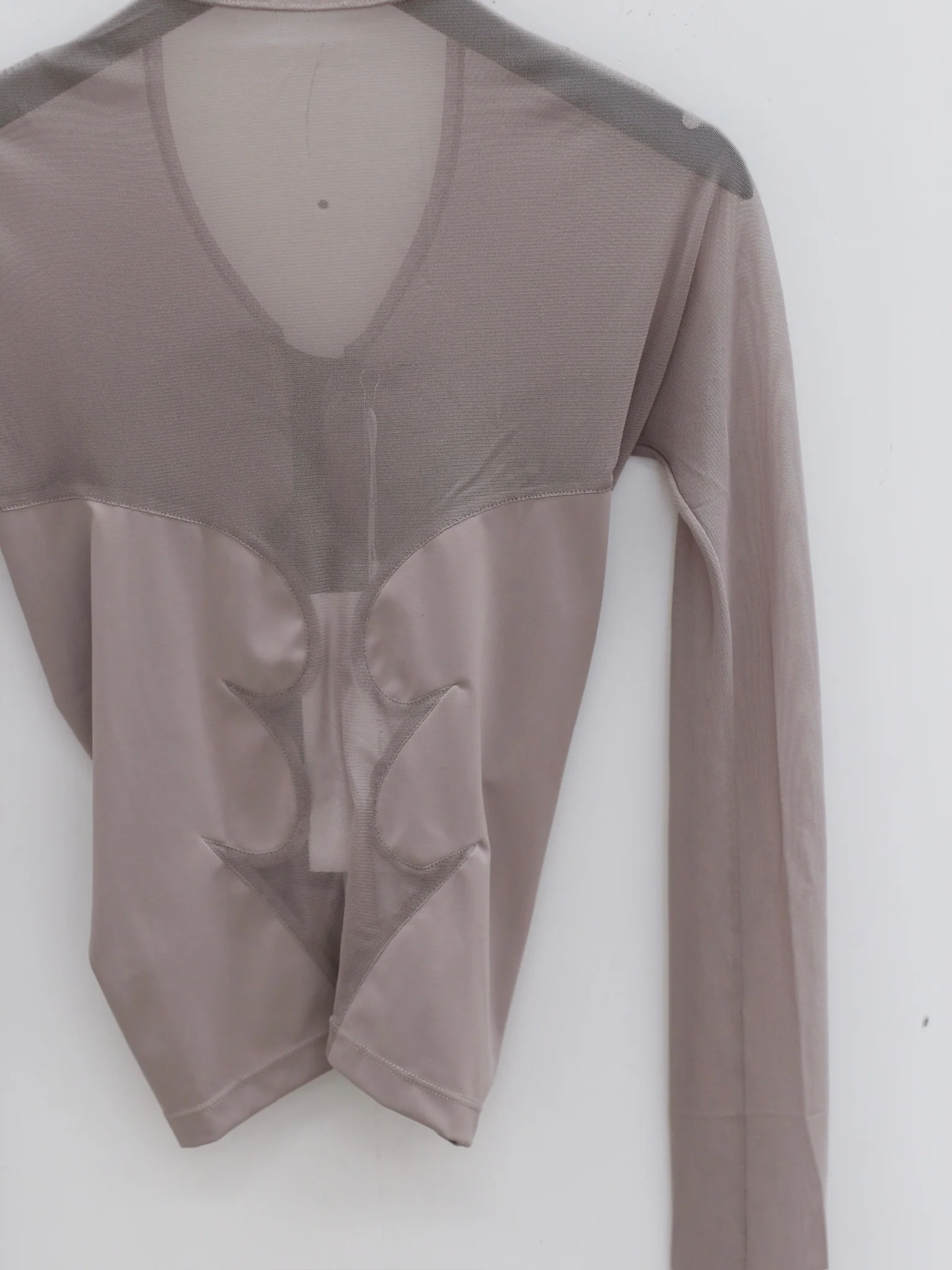 RUI built 25 autumn and winter sports stitching hollow long sleeves RUI-RAW25WV05-Smoke - Image 7