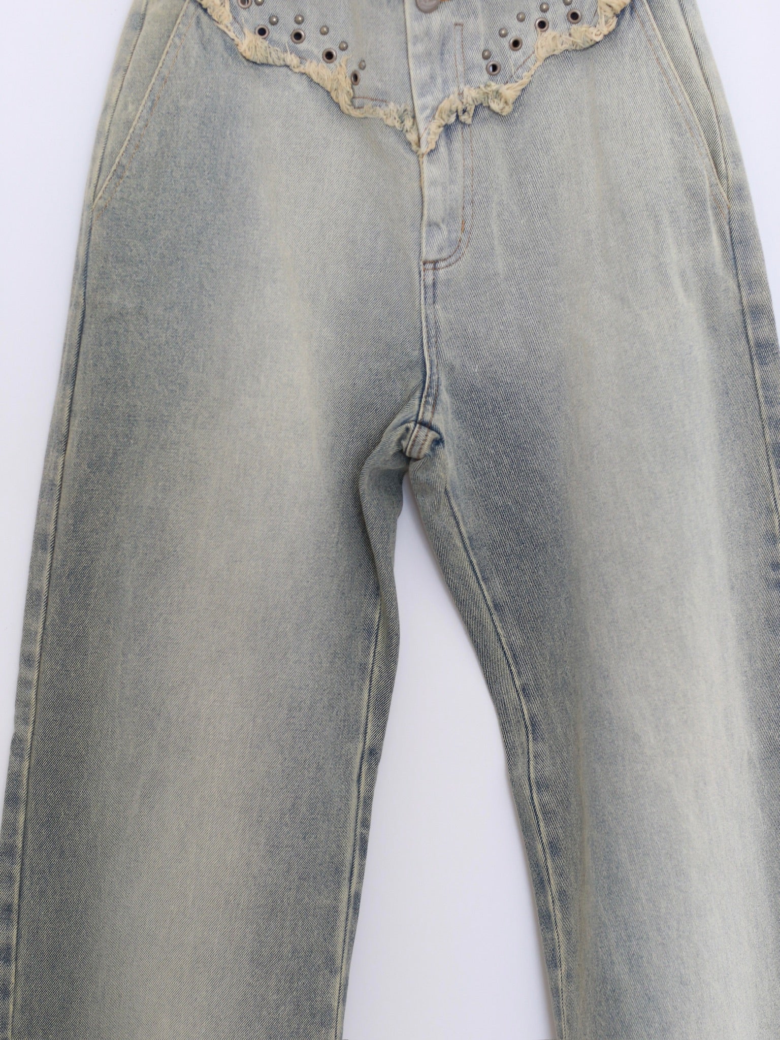 RUI Built 26 Early Spring Jeans with Thin Straps, Rivets, and Curved Blade Design, RUI-S26WV25-Sun-faded Blue (Sun-faded Vintage Blue) - Image 3