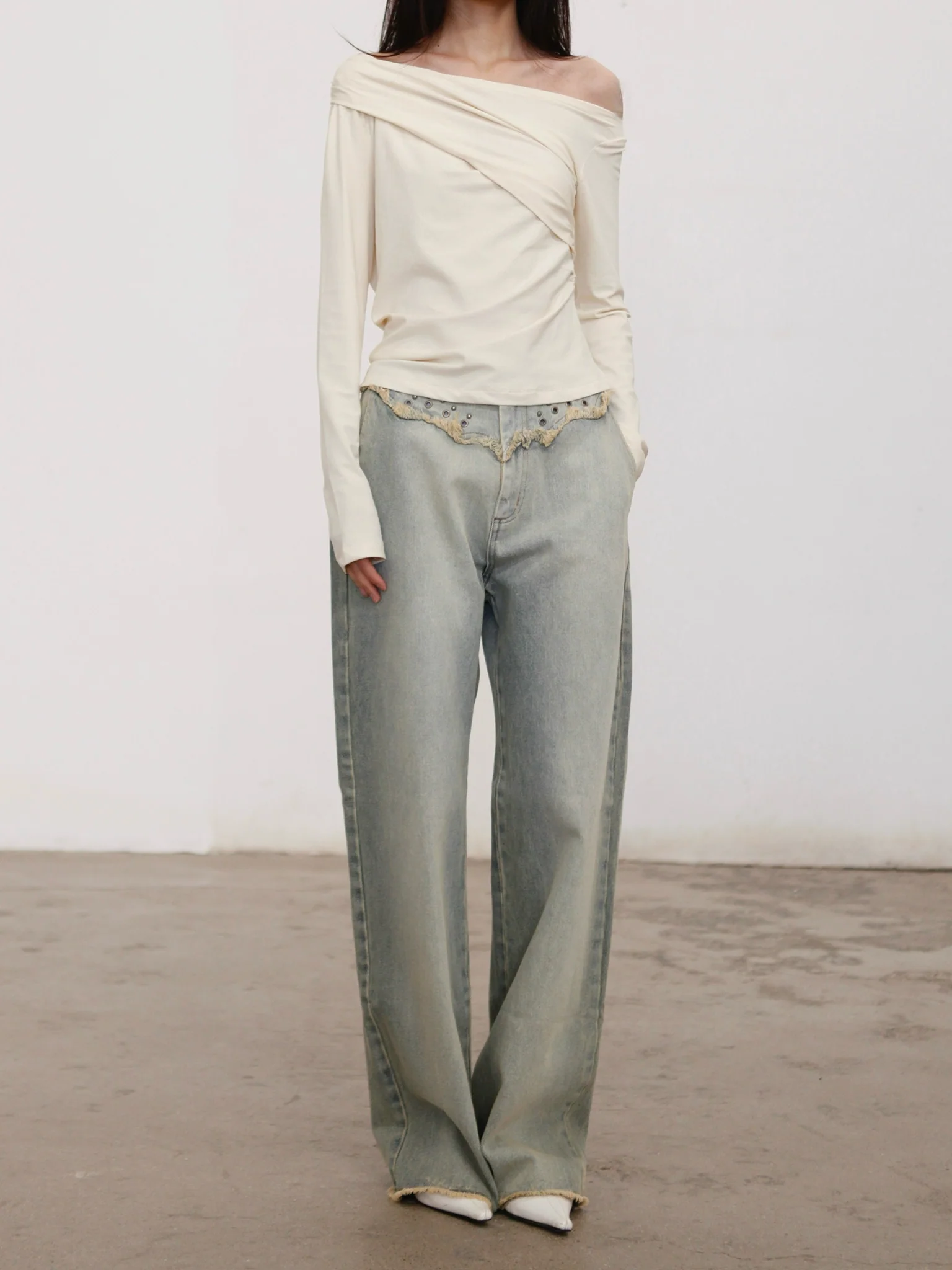 RUI Built 26 Early Spring Jeans with Thin Straps, Rivets, and Curved Blade Design, RUI-S26WV25-Sun-faded Blue (Sun-faded Vintage Blue) - Image 7