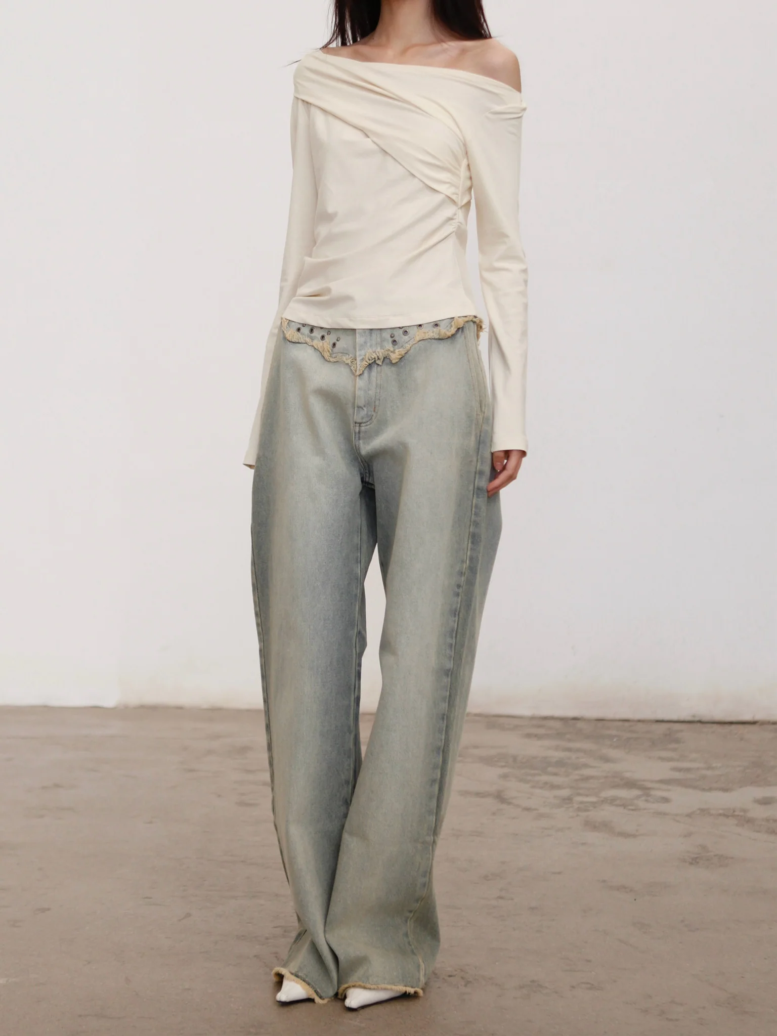 RUI Built 26 Early Spring Jeans with Thin Straps, Rivets, and Curved Blade Design, RUI-S26WV25-Sun-faded Blue (Sun-faded Vintage Blue) - Image 8